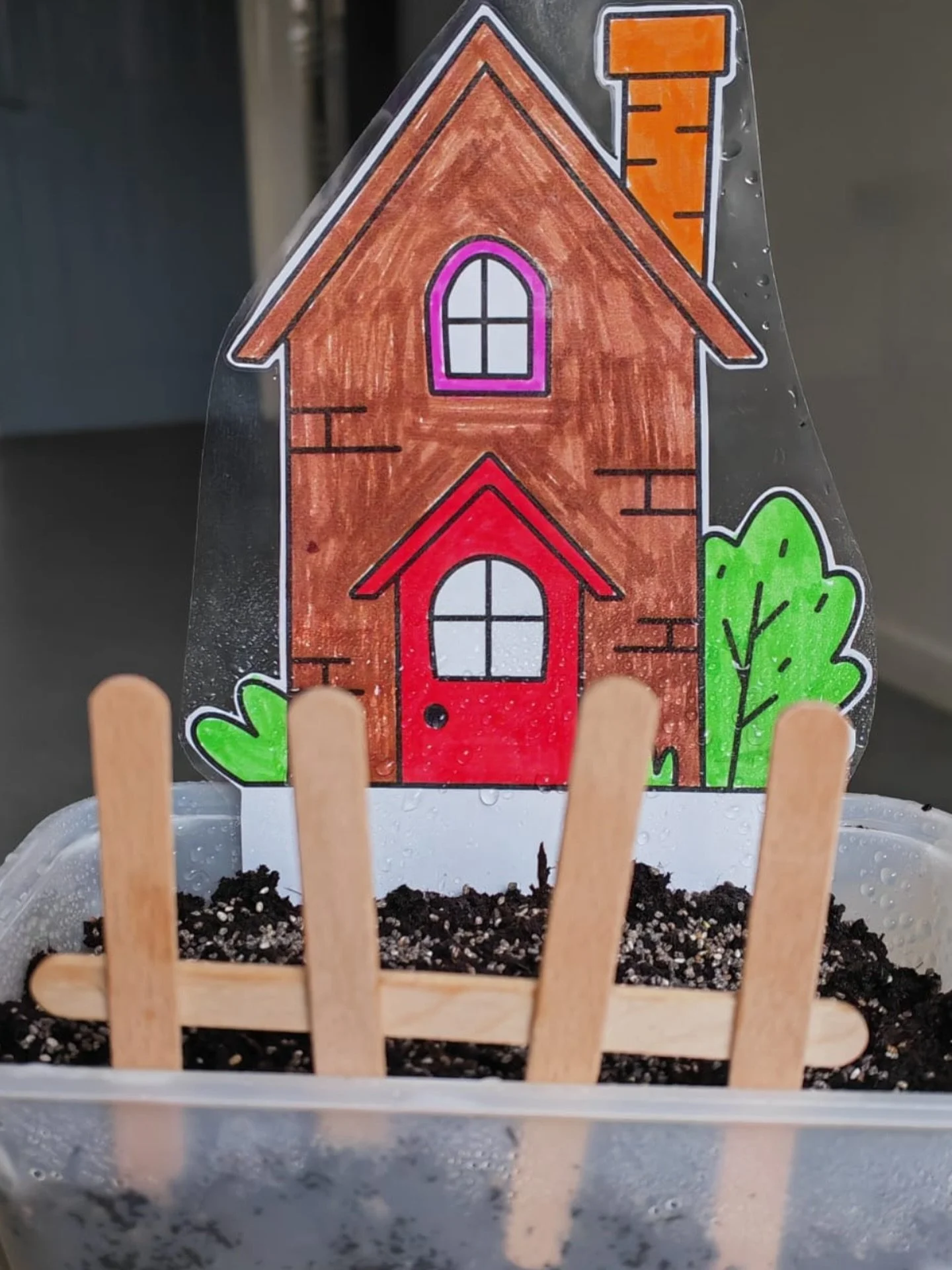Looking forward to our gardening activity tomorrow! A few spaces left for any last minute bookings! ❤️ 

#roleplaylane #gardening #gardeningcraft #roleplaycentre #daysoutwithkids