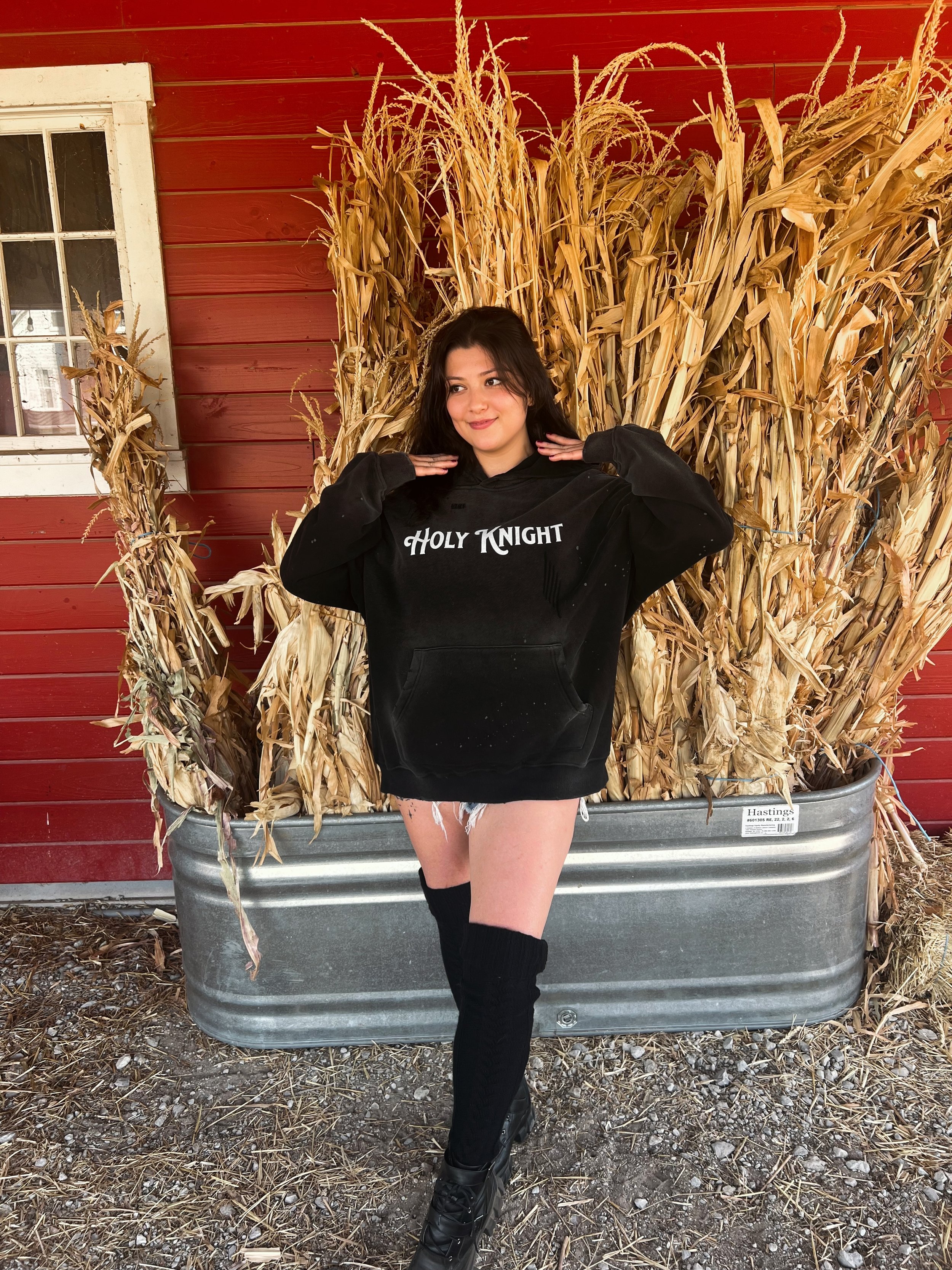 Facetune_06-10-2024-23-39-41.jpg