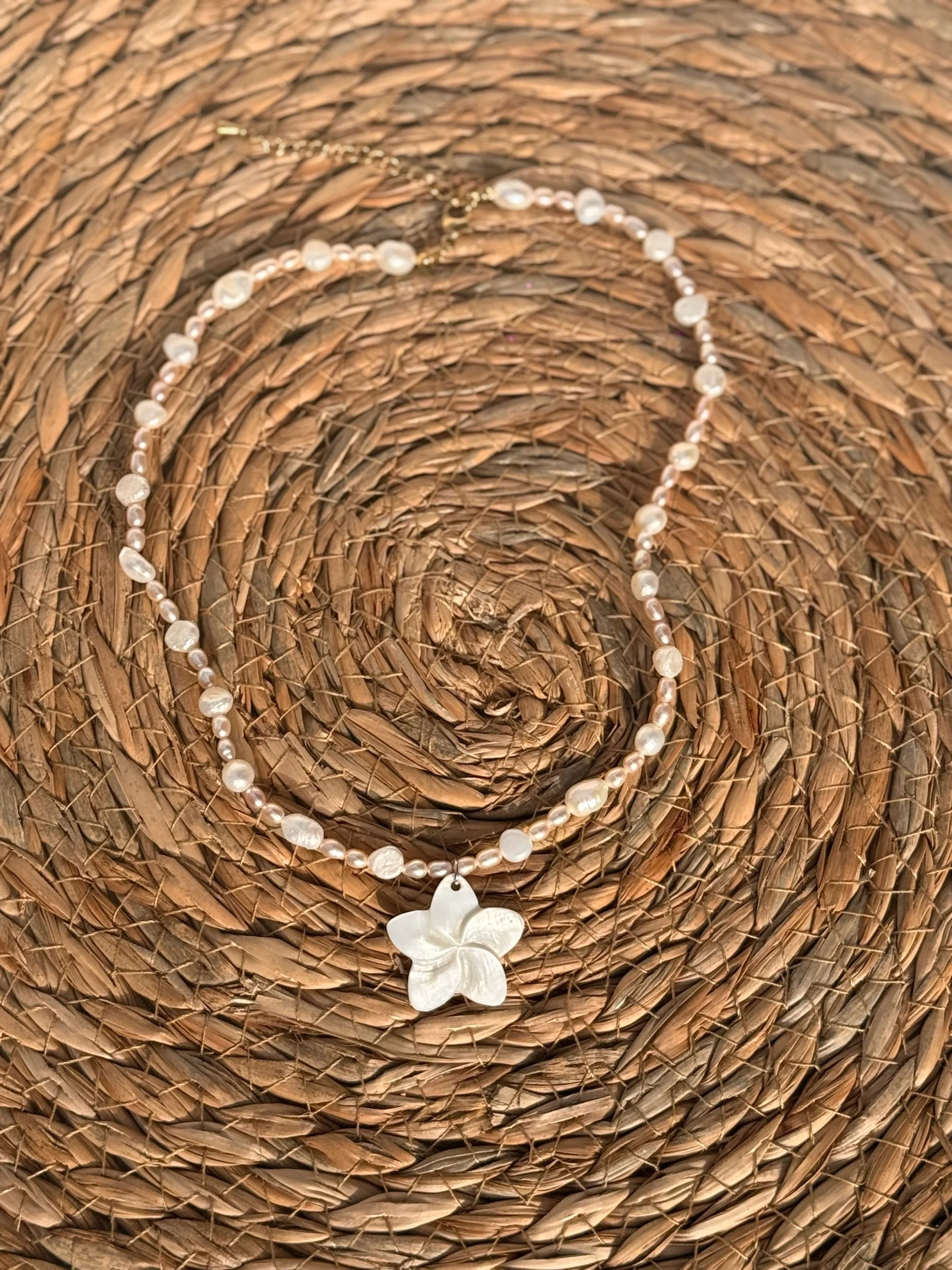 Island Bloom Pearl Necklace