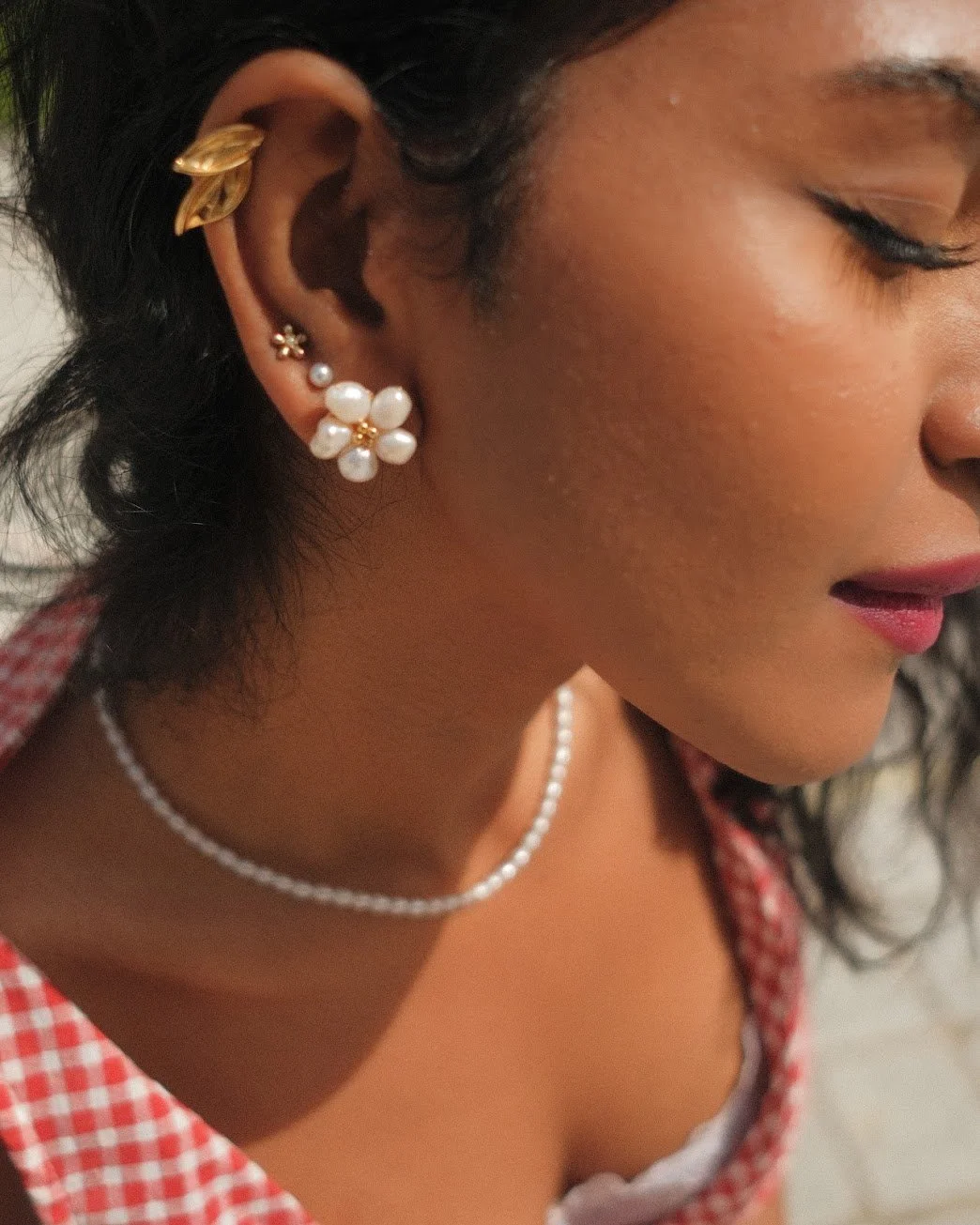 Daisy Pearl Earrings