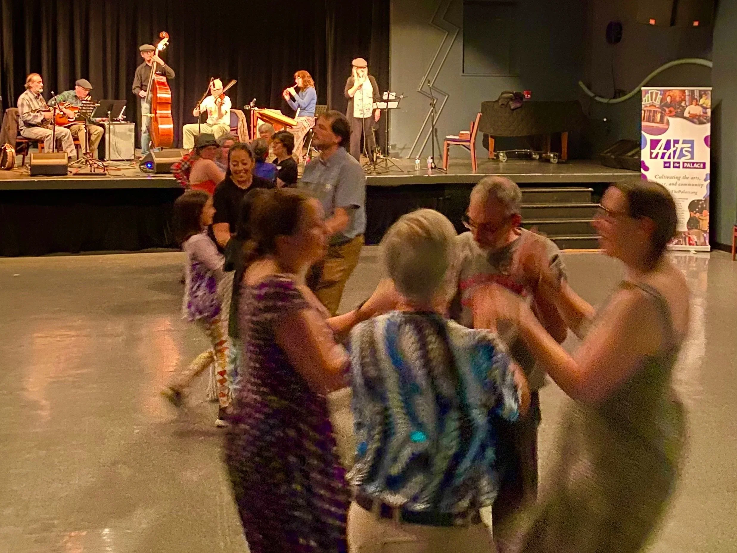 Contra Dance - Hamilton Country Dancers