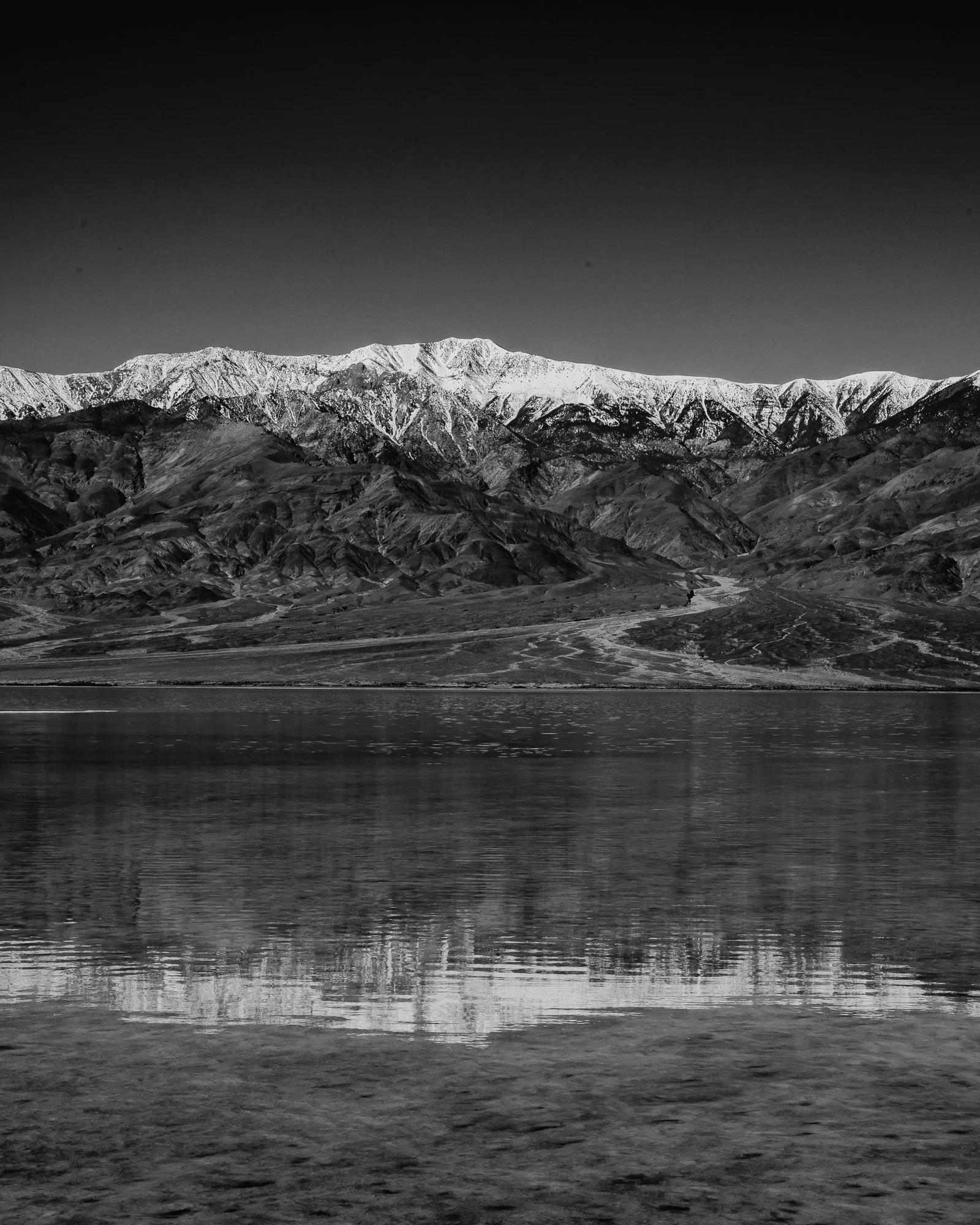 AT1A0010_DV Tecopa_Lizzie Munro.jpg