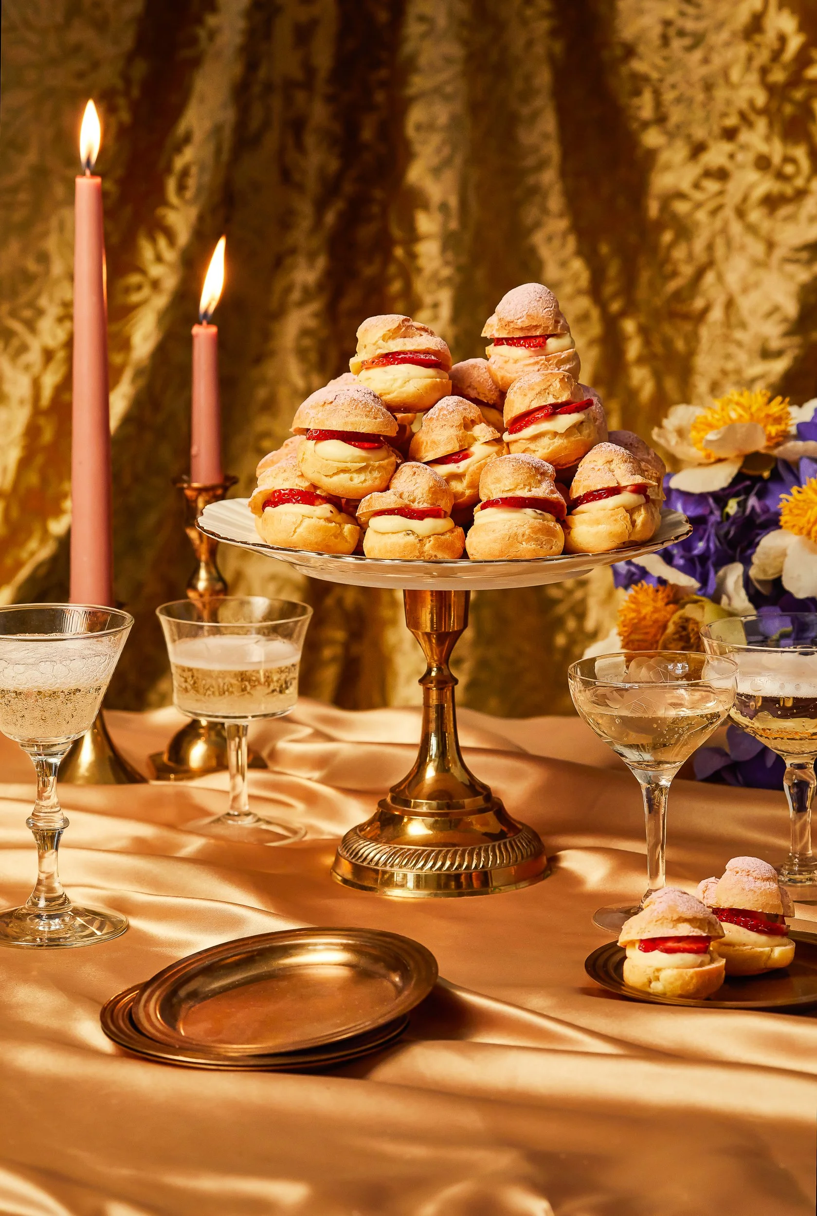 065_Bridgerton Chapter 4_Profiteroles_1406_Lizzie Munro_2500.jpg