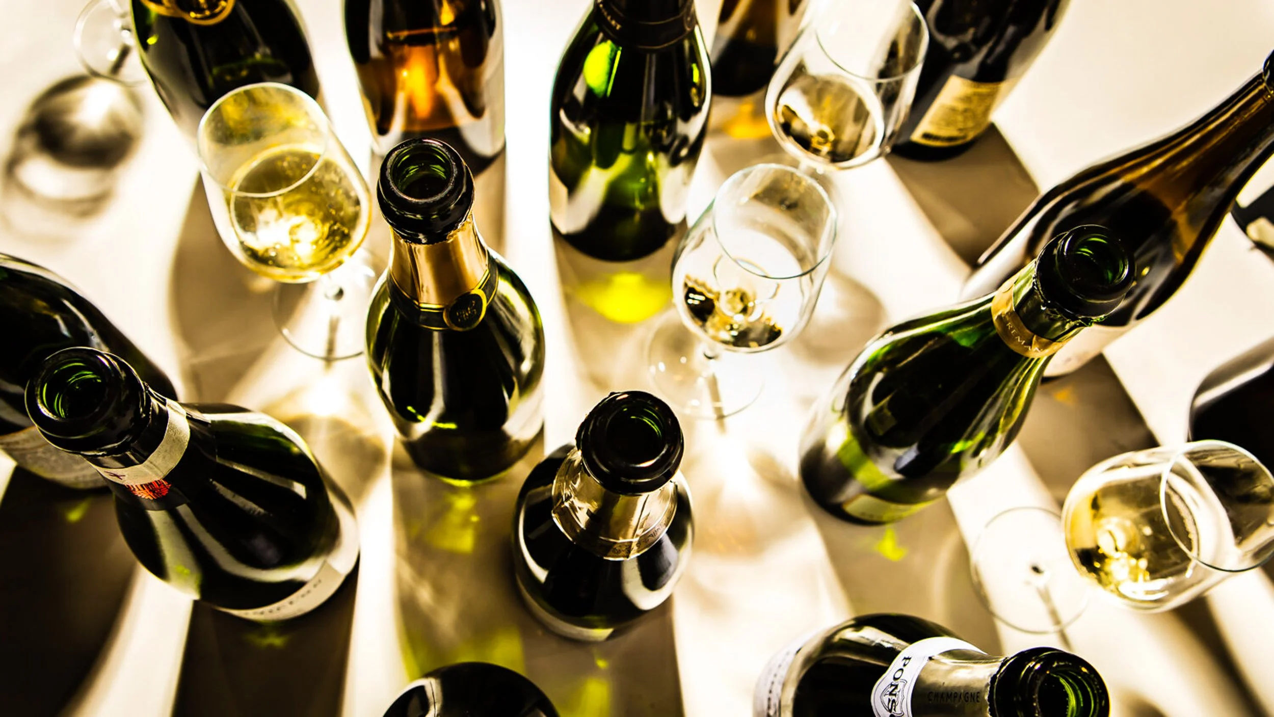 Lizzie Munro PhotographyCHAMPAGNE.jpg
