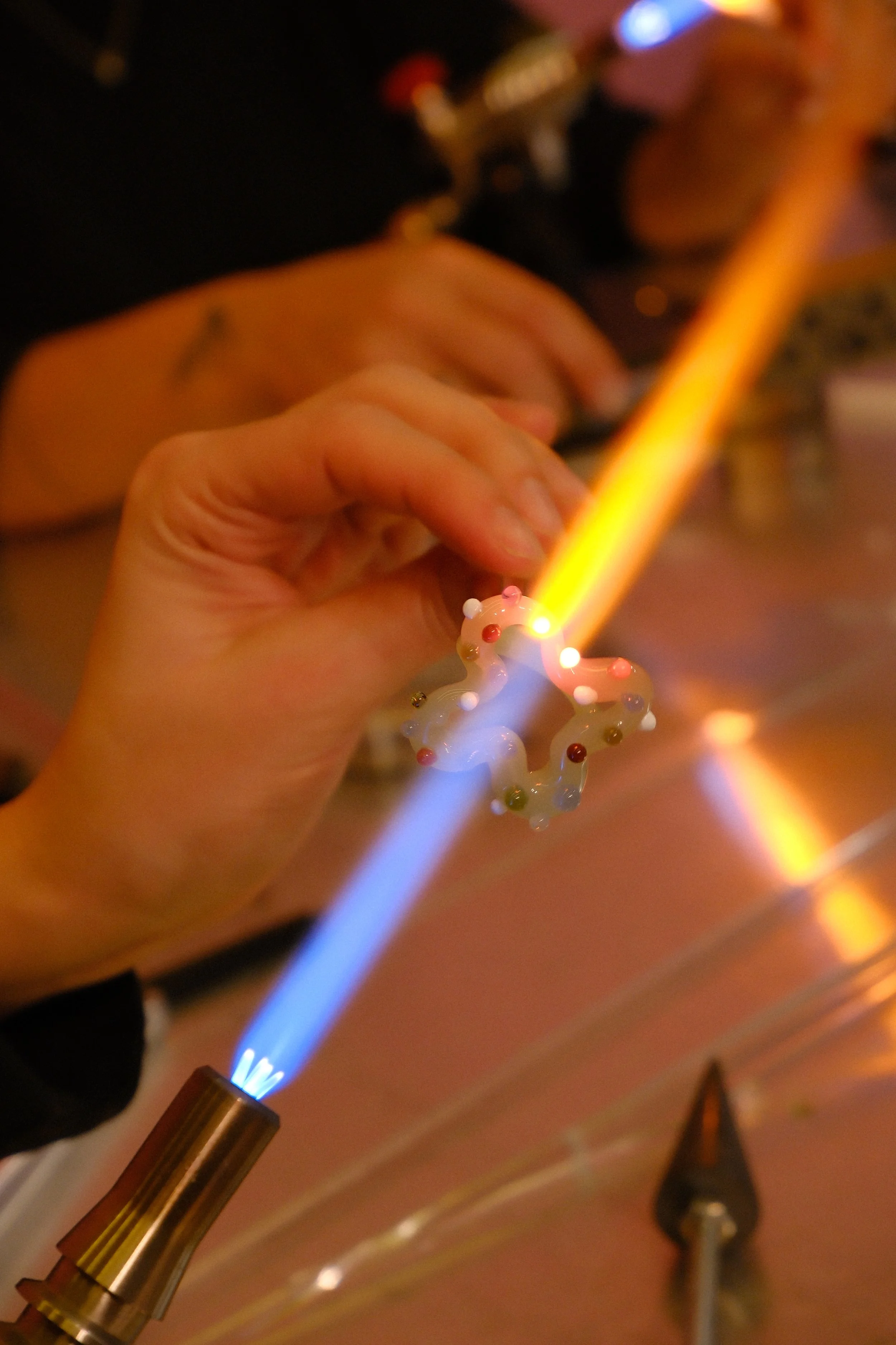 Taller Intensivo de Iniciación a la Joyería en Vidrio. (175€)