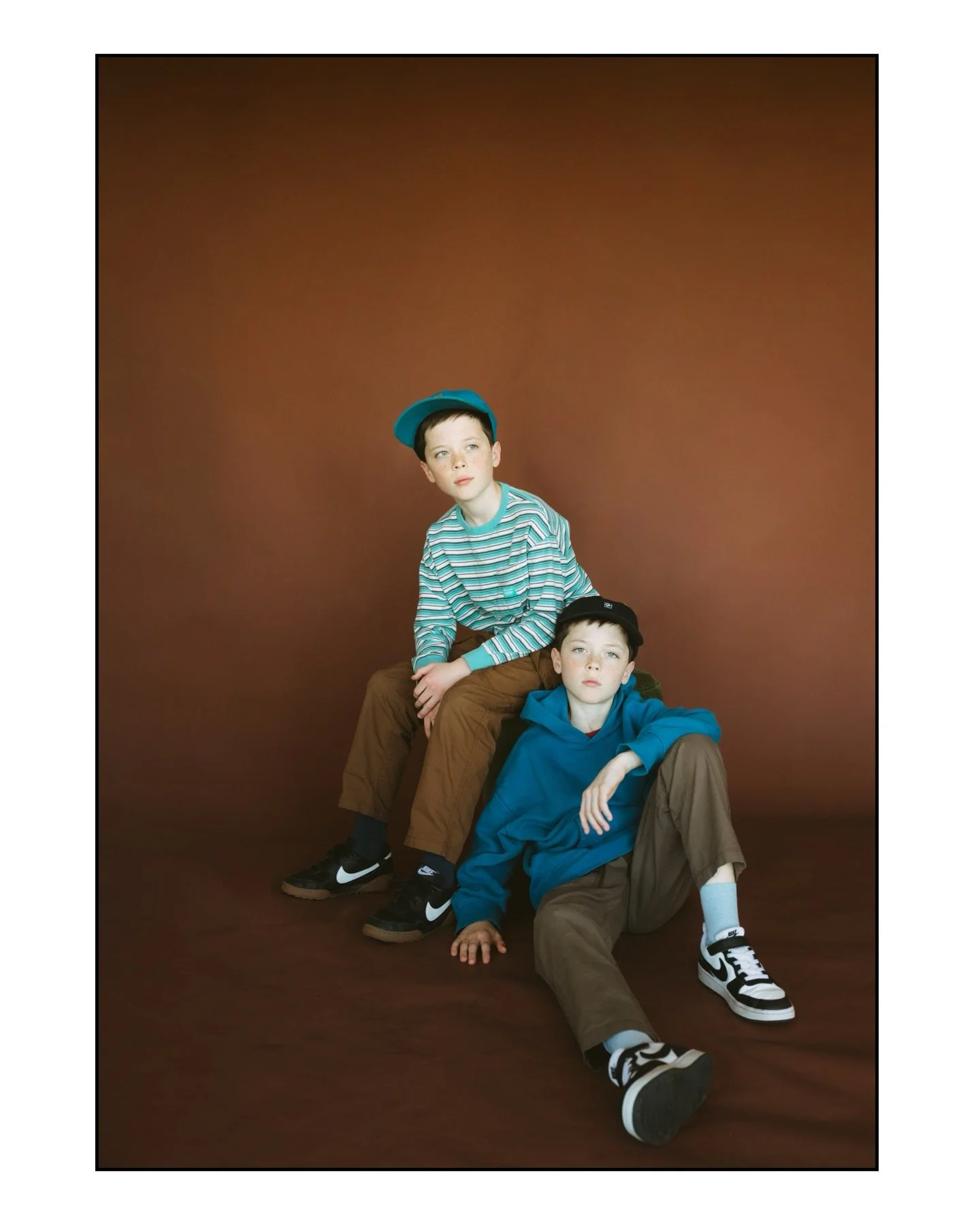 Pulled out the brown backdrop again for the boys yearly portraits. They crushed it. ☺️