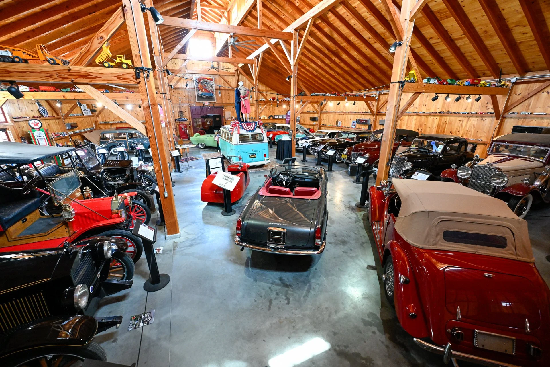 Guided Tour: Classic Motor Museum of St. Michaels
