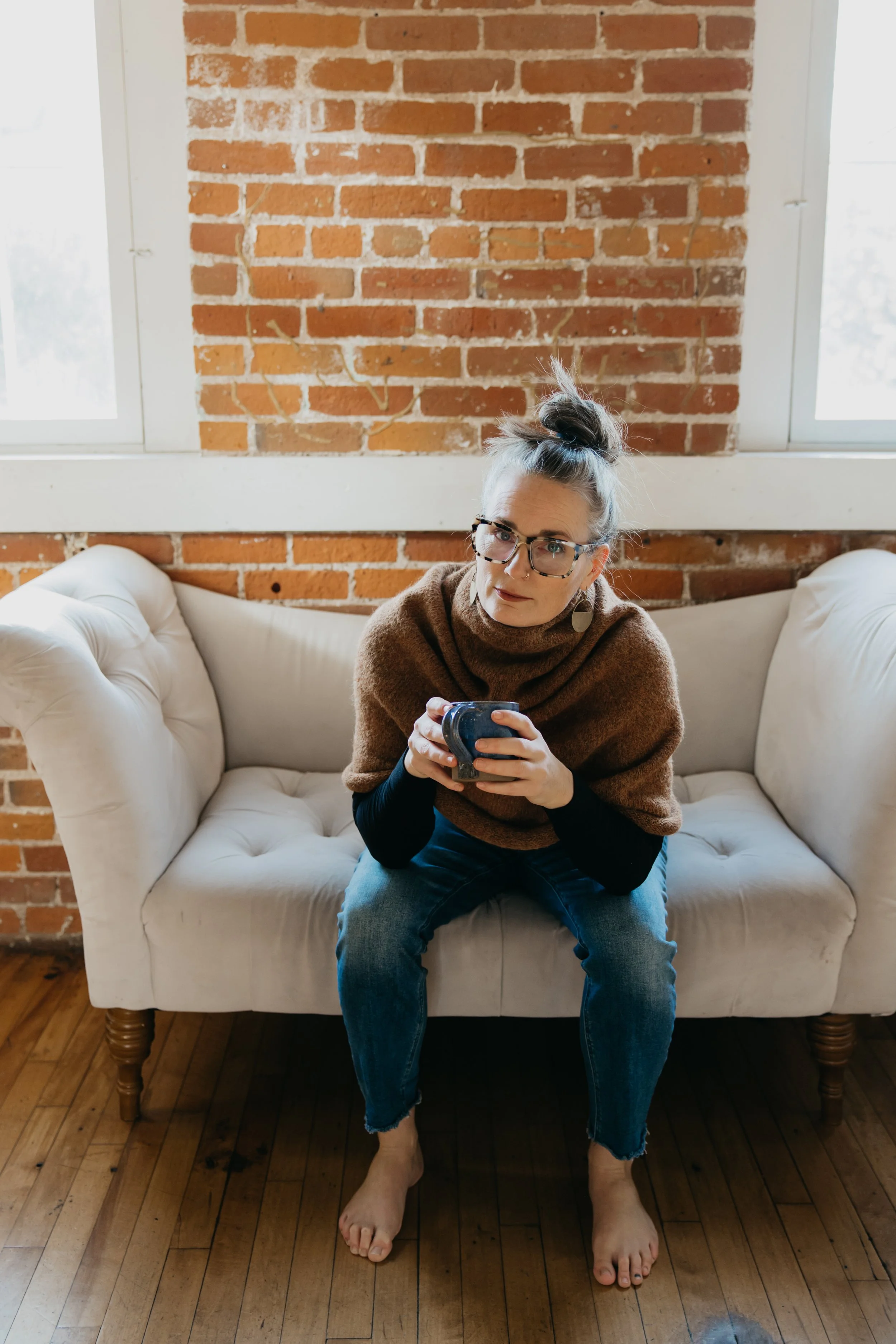 Sara Larson, pioneering menopause coach for women 35 plus, providing evidence-based support., education, and public speaking.