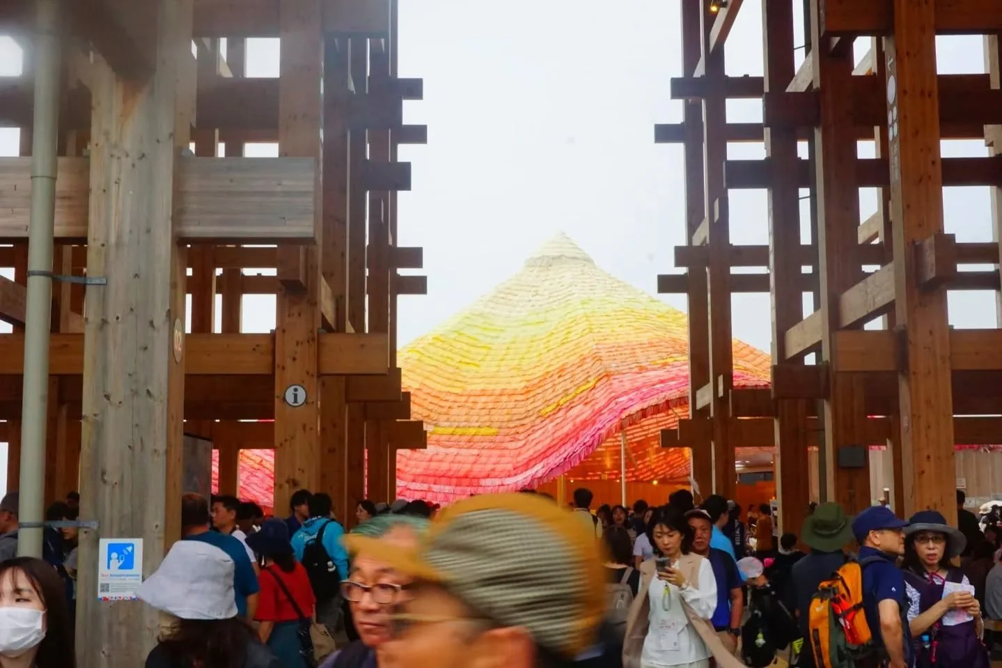 Color or Woods
Expo_2
.
.
.
.
#expo2025 #japan #osaka #architecture #design 
#soufujimoto #grandring