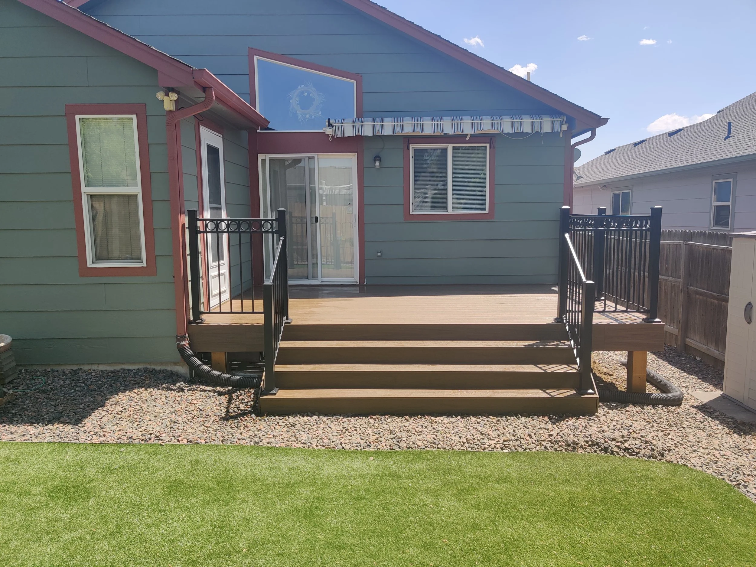 10' x 16' Deck with Accent Rails