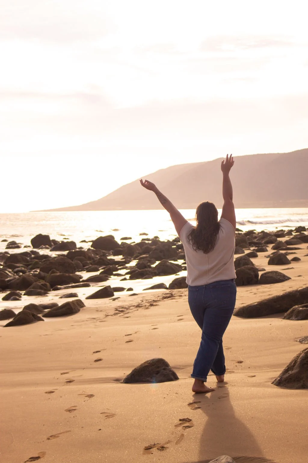 Feeling Stuck in the U.S.? Why Becoming a Travel Therapist Might Be Easier Than You Think