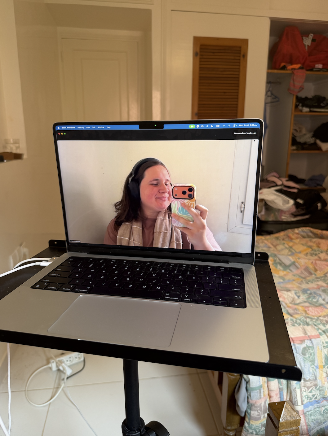 Providing Therapy Online to Overseas Clients: Can You Do It?