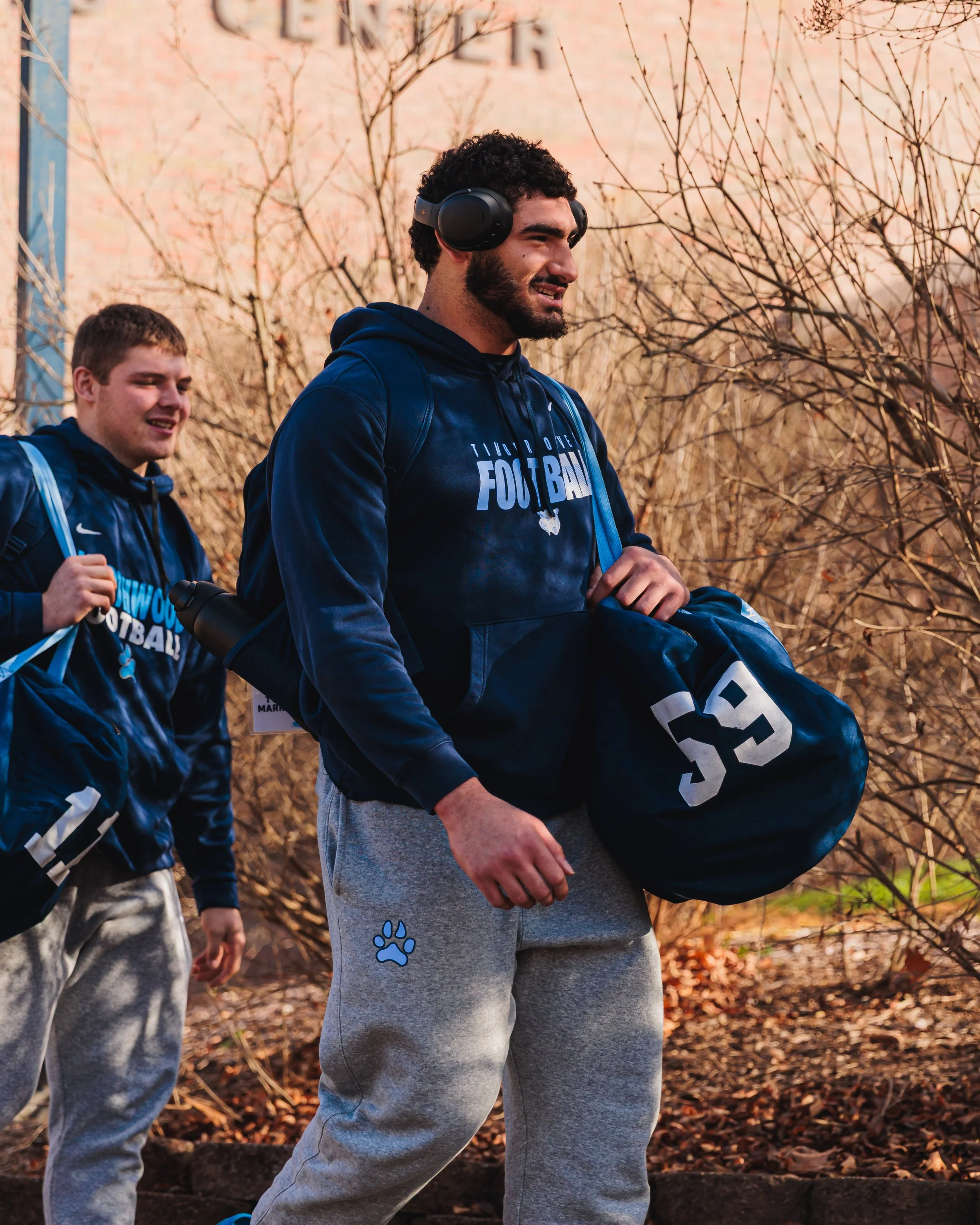 FBALL-Travel-Nov21-13.jpg