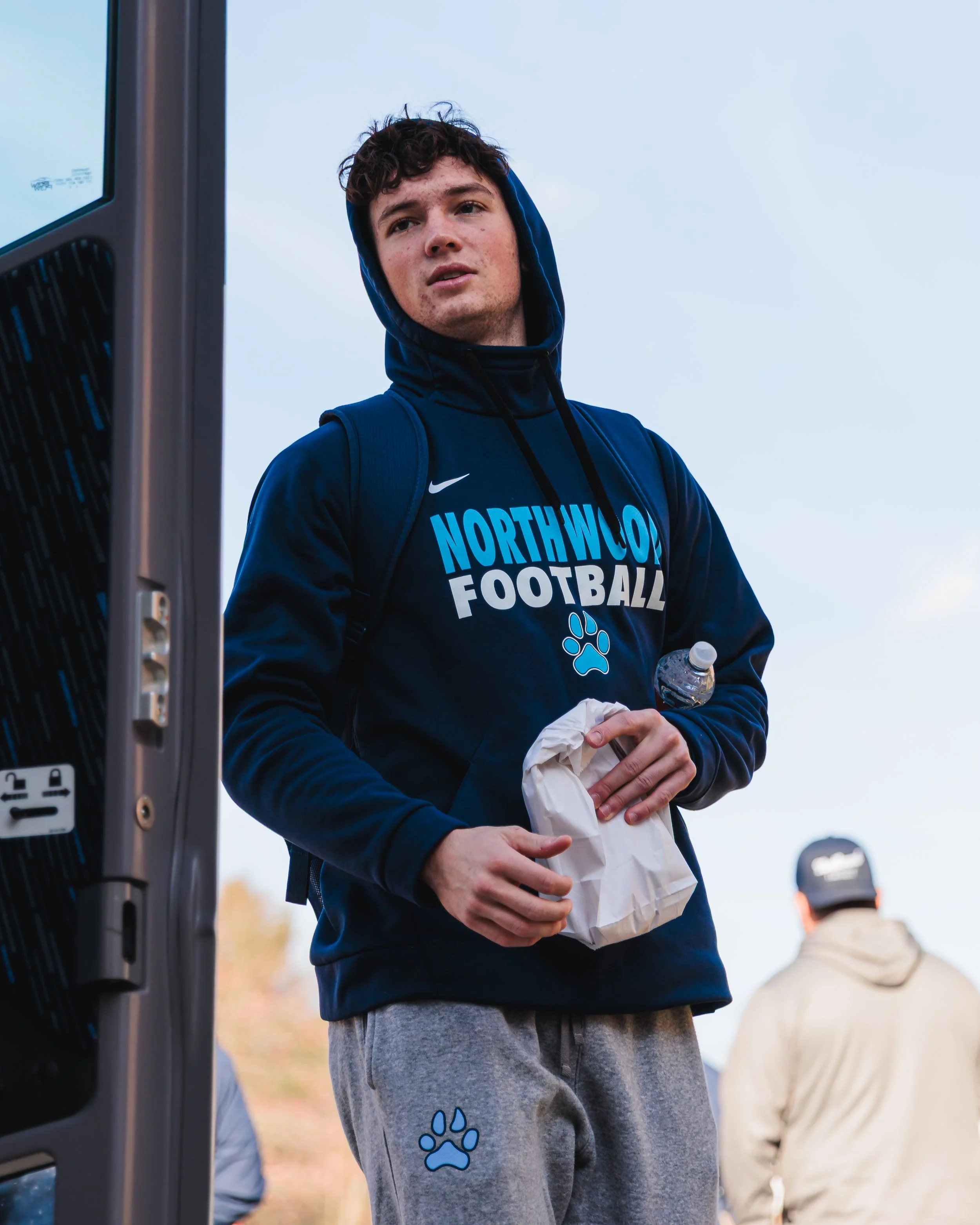 FBALL-Travel-Nov21-16.jpg