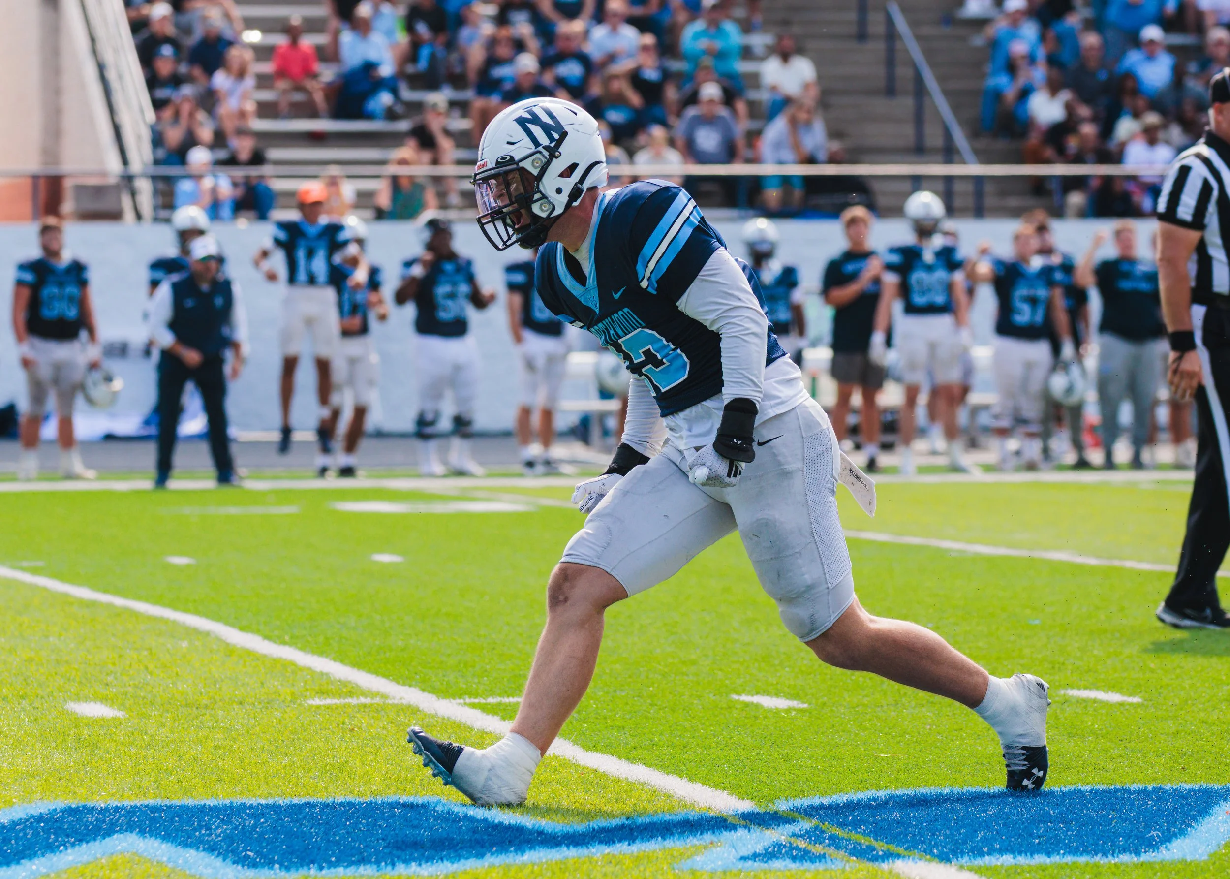 NUFBALL-ThomasMore-155.jpg