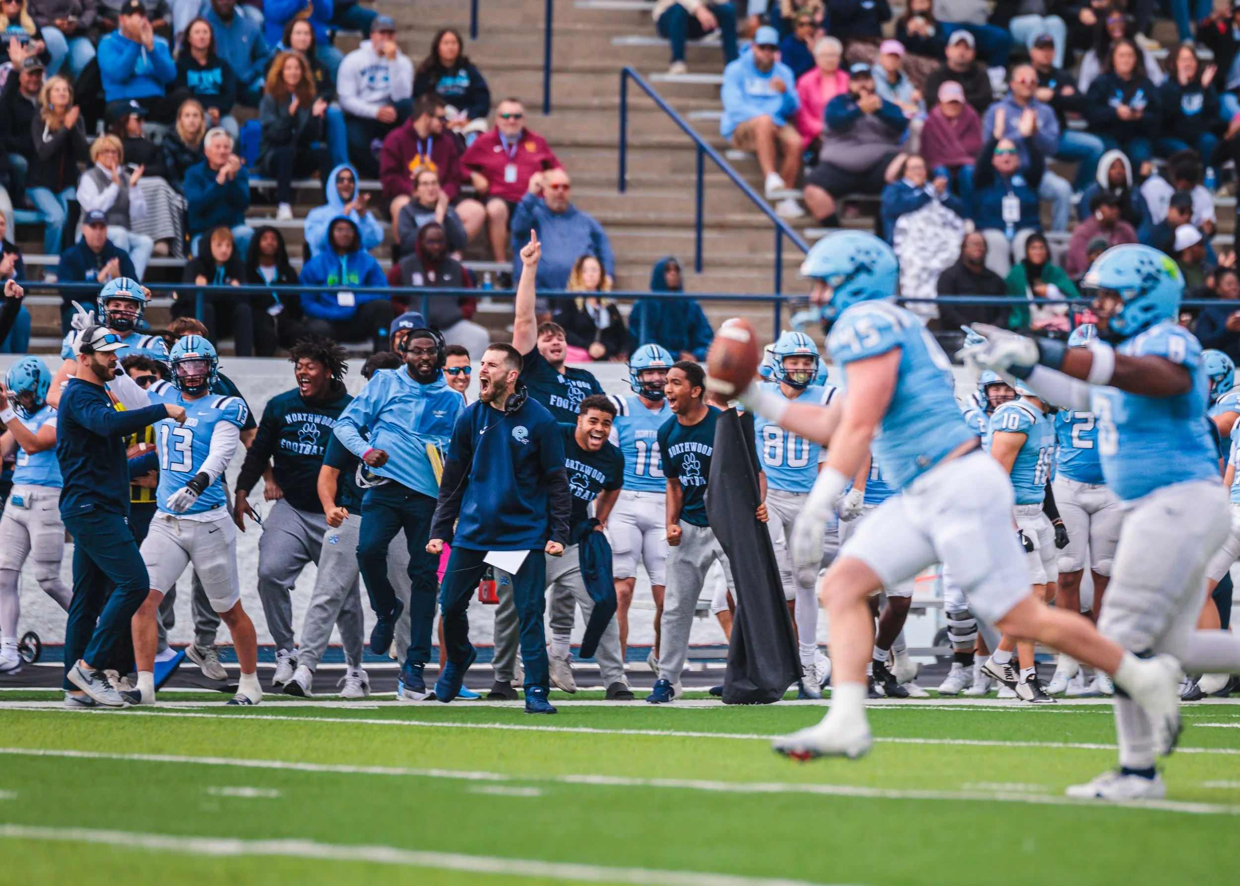NUFBALL_NorthernMich_962025-070.jpg