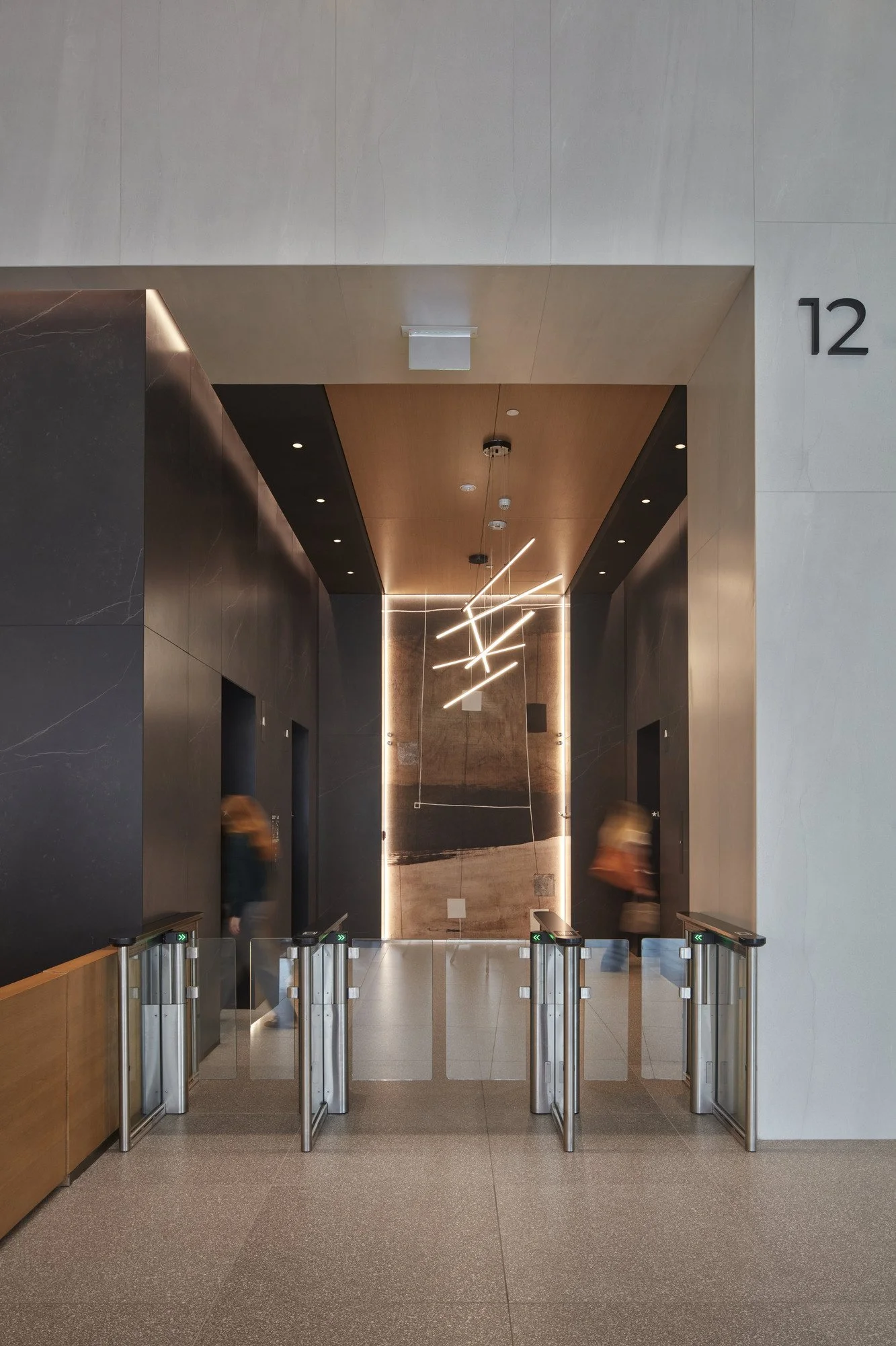 HLW_888SFigueroa_LosAngeles_Commercial_BuildingRepositioning_InteriorDesign_LightingDesign_05.jpg