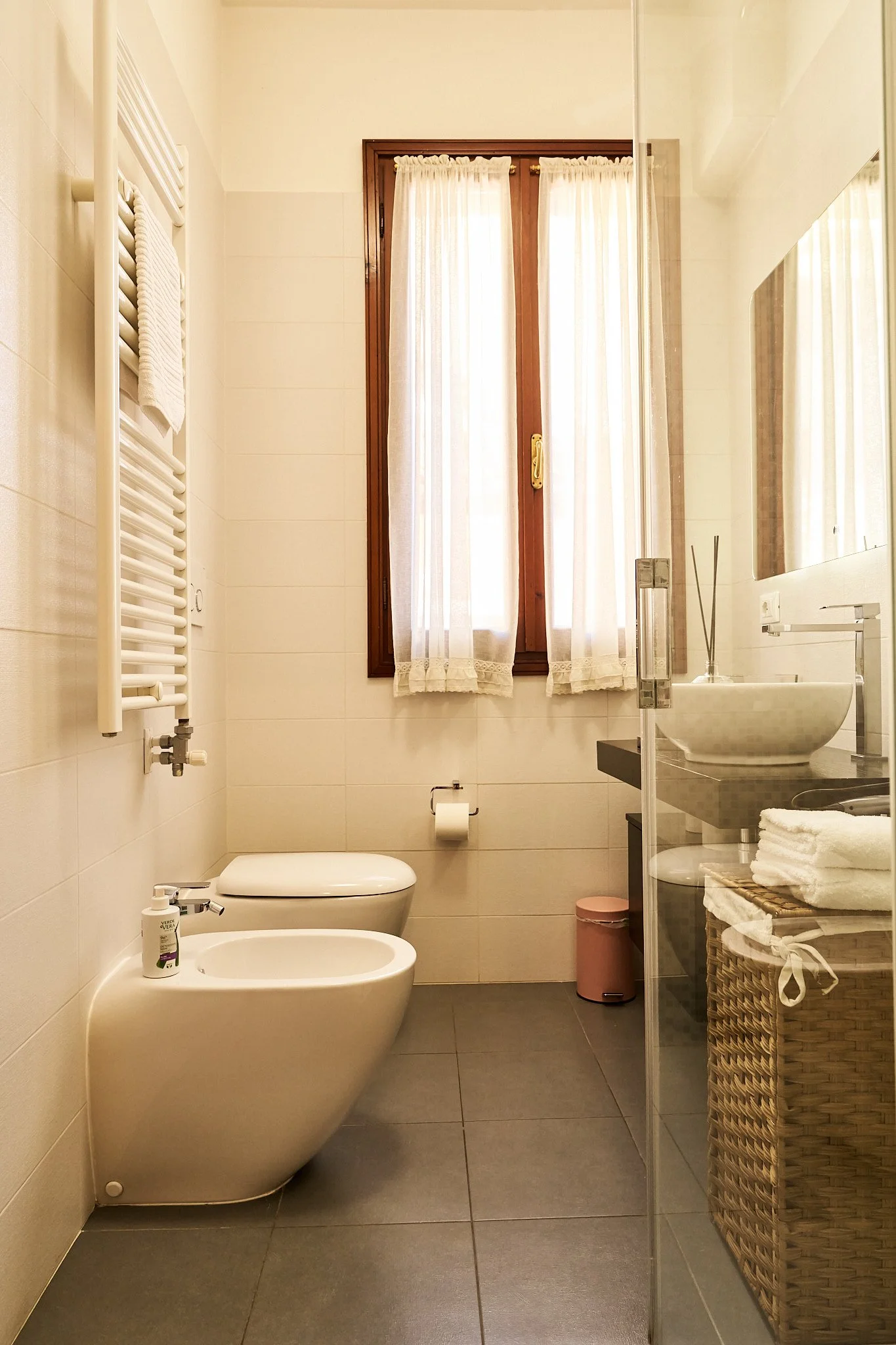 Emikliano, Venice 14.jpg