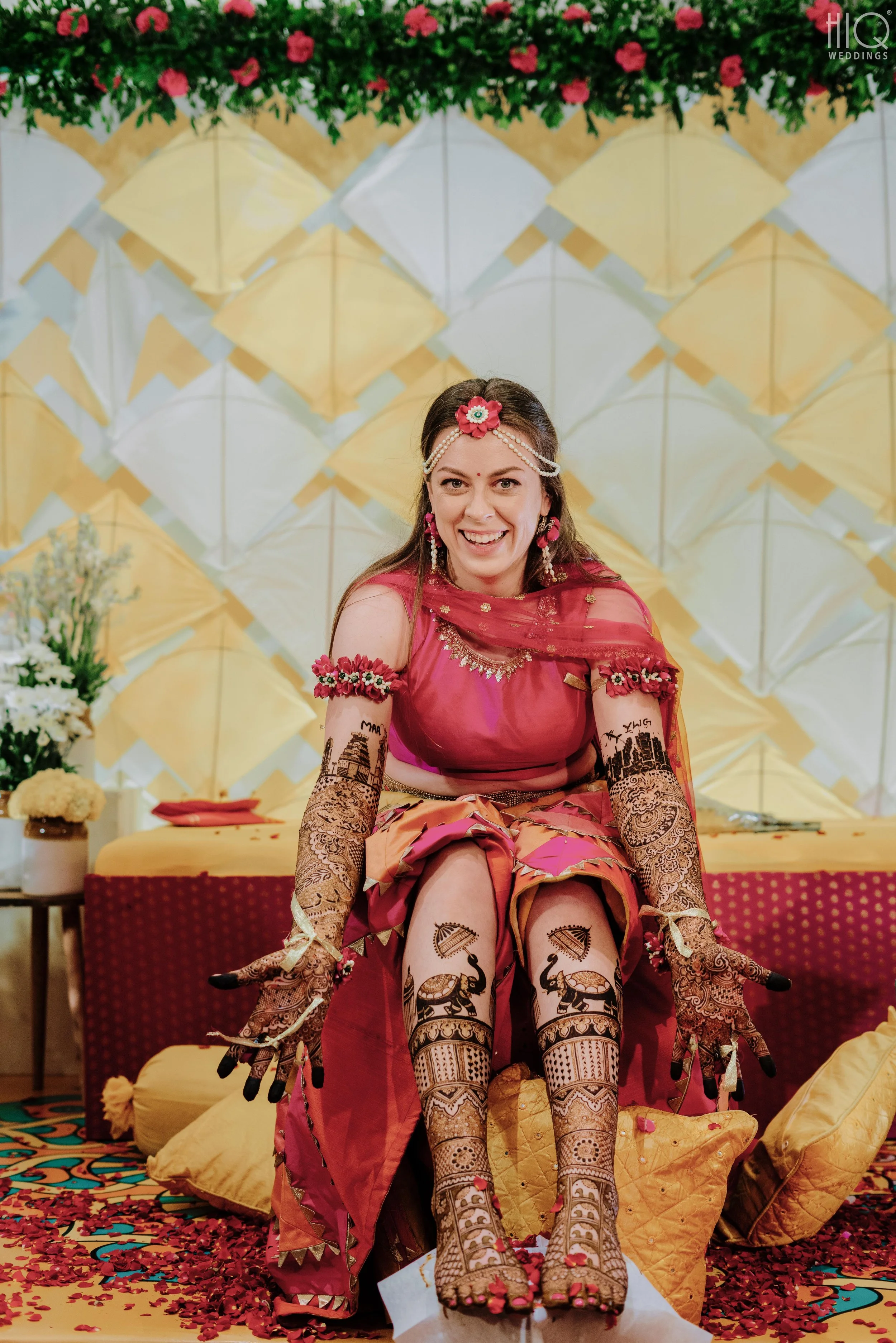 HIQ-Mehendi-Ceremony-16.jpg
