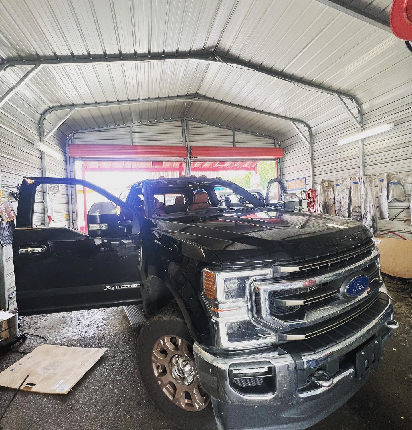2023 F250 King Ranch Windshield replacement