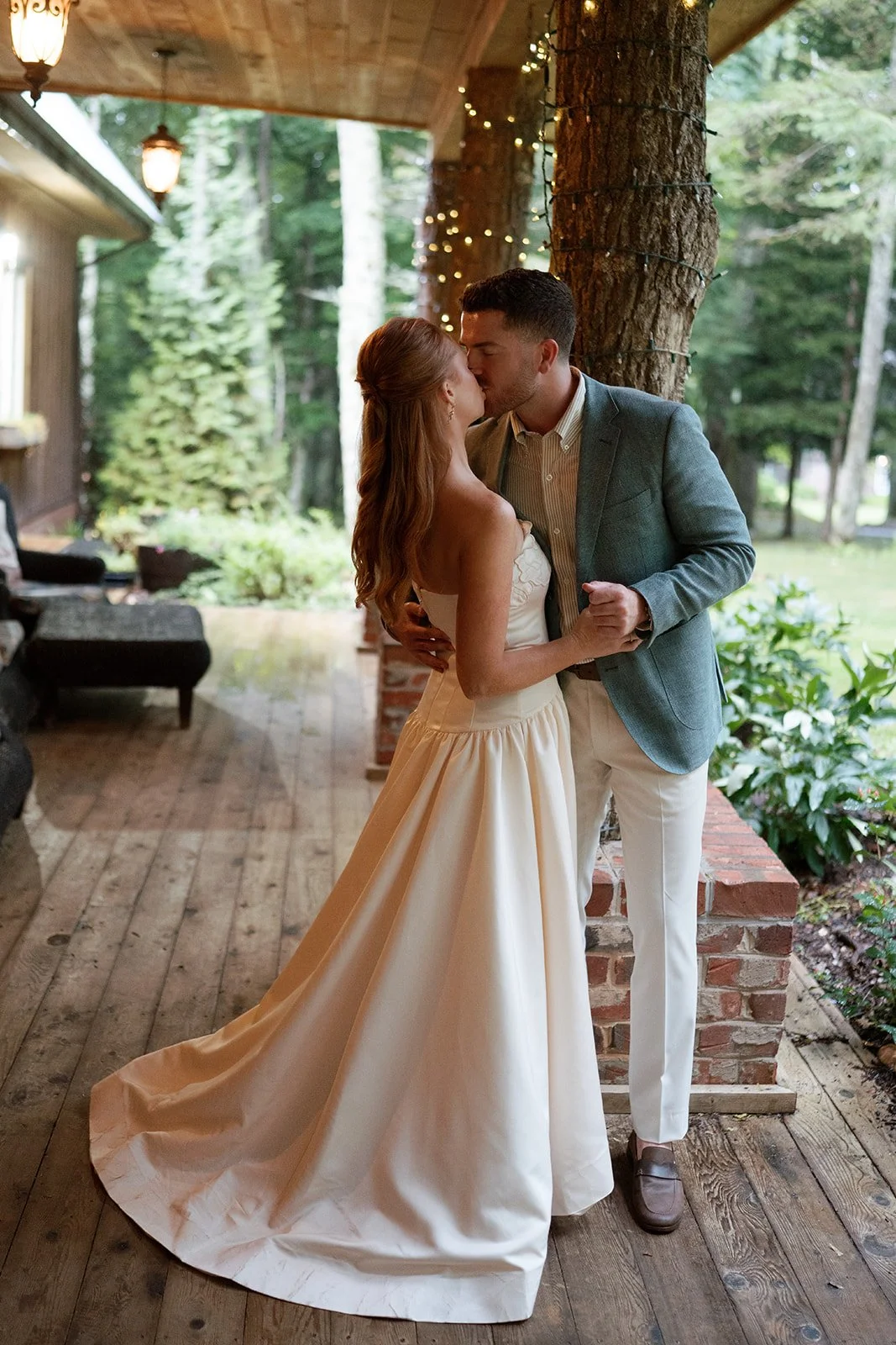 paige-henry-wedding-previews-elizabeth-sellers-photo-6.jpg