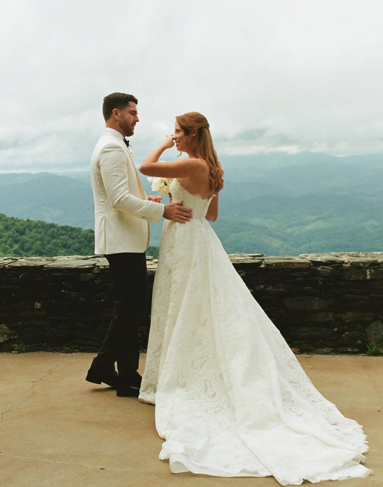 paige-henry-wedding-previews-elizabeth-sellers-photo-31.jpg