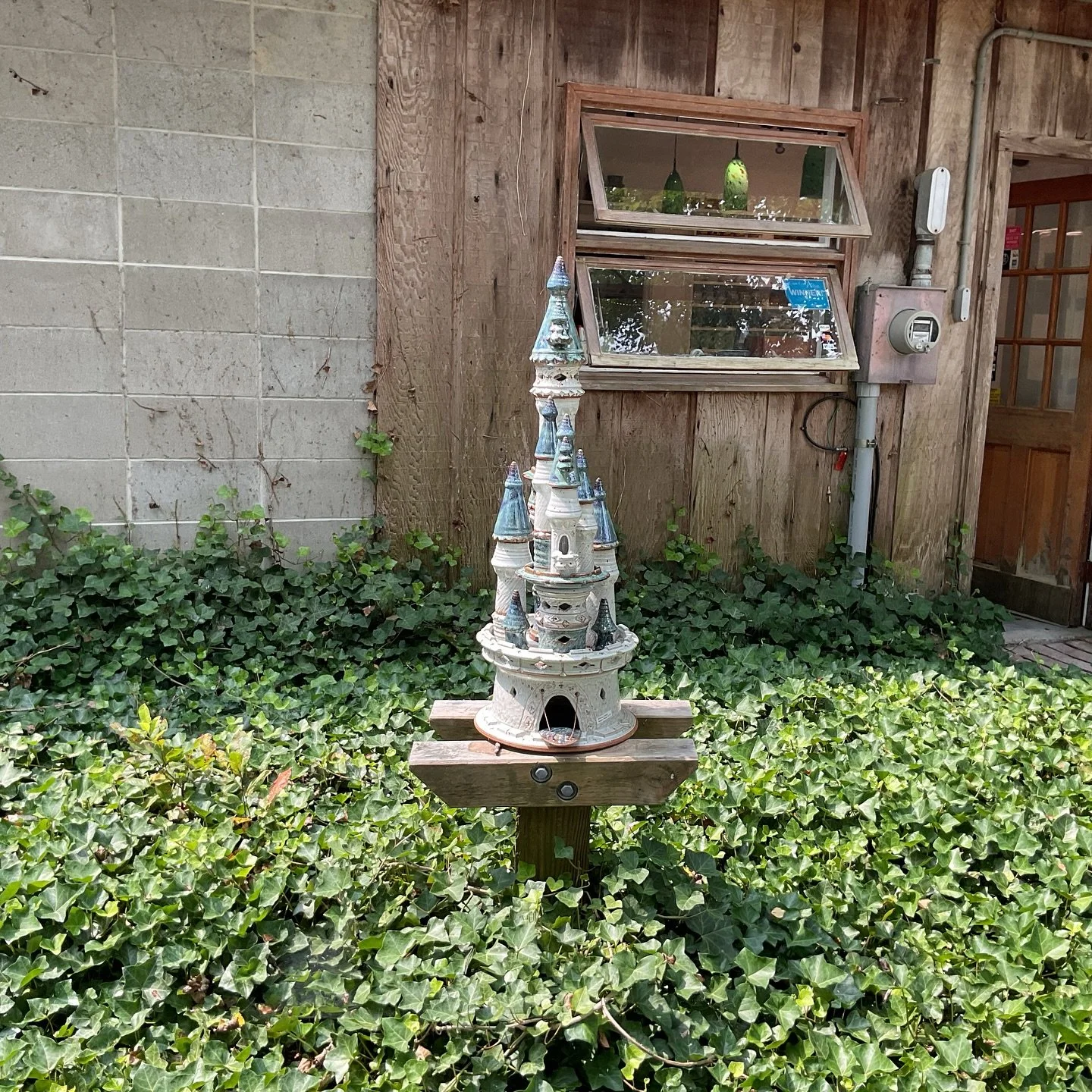 Where imagination meets the wheel, castle edition.

#scargopottery #scargo #dennis #capecodlife #capecodsummer #capecodweekend #art #ceramics #potteryofinstagram #pottery #smallbusiness #castle #potterycastles