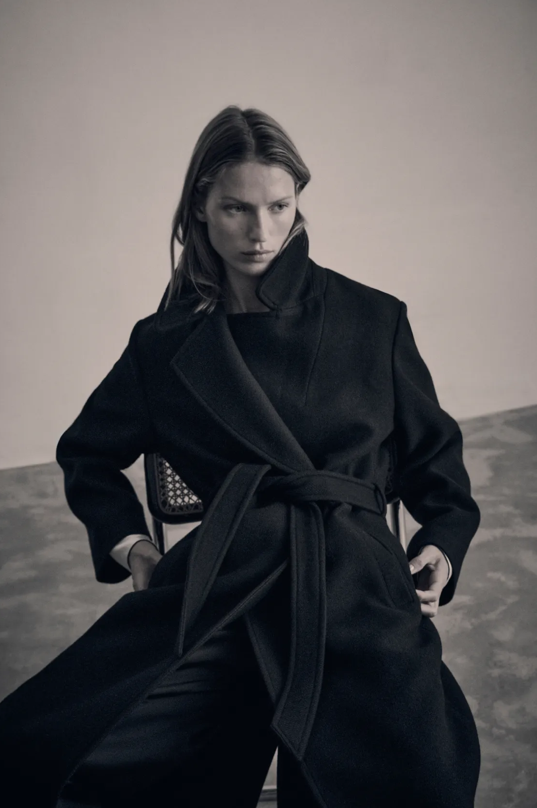 ZARA  WOMEN  Model Lea Seelenmeyer; Photography Johnny Seelenmeyer Studio Sala 86 Estudio Lisboa Lisbon Portugal