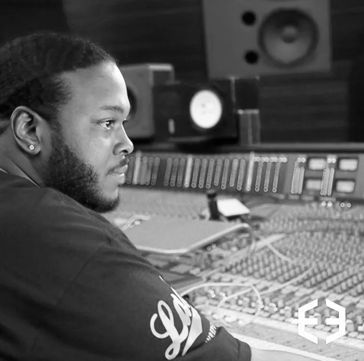 Malcom Tariq' Smith, Head Engineer