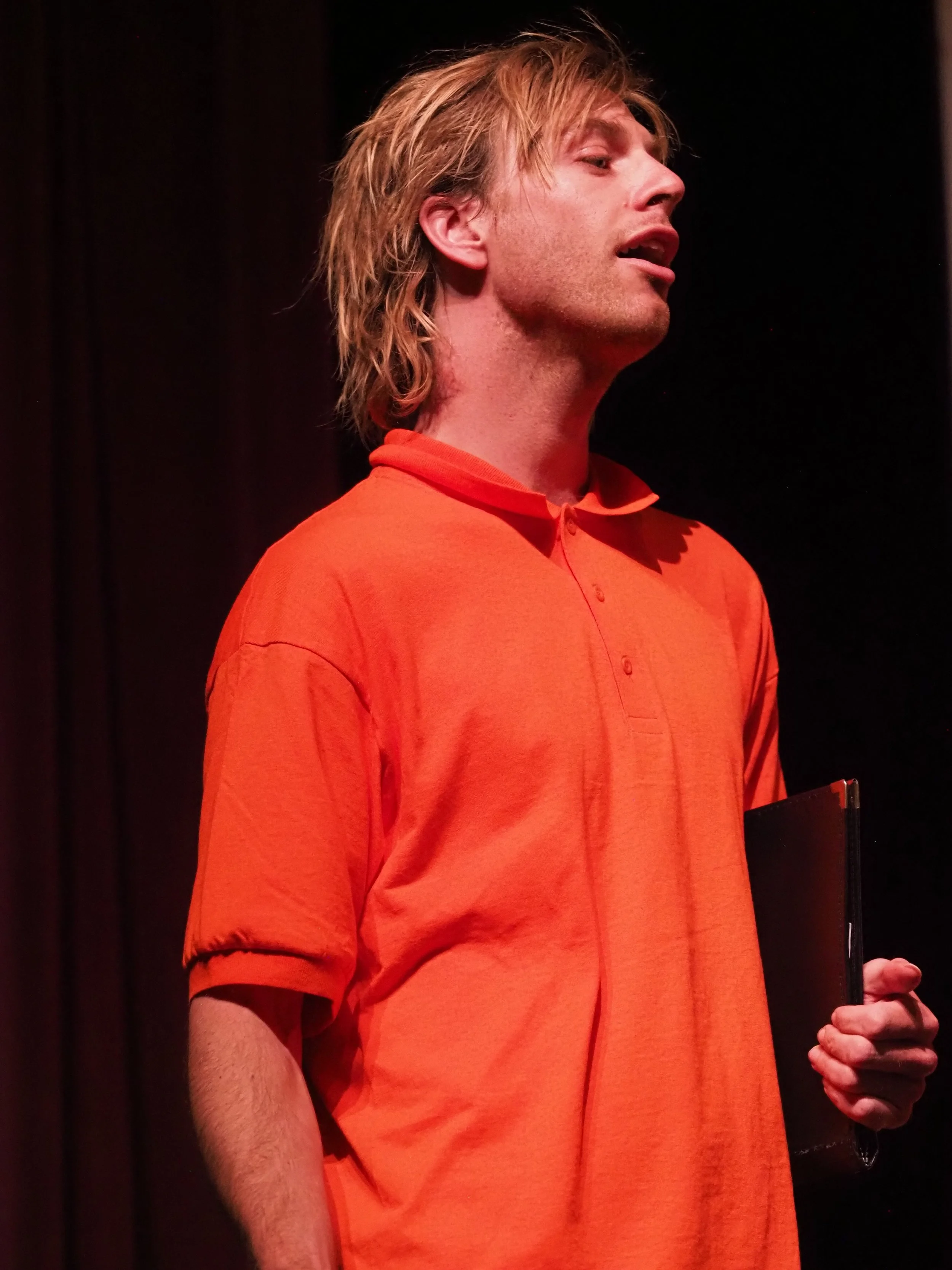mccsingout25AP6122657_2.JPG