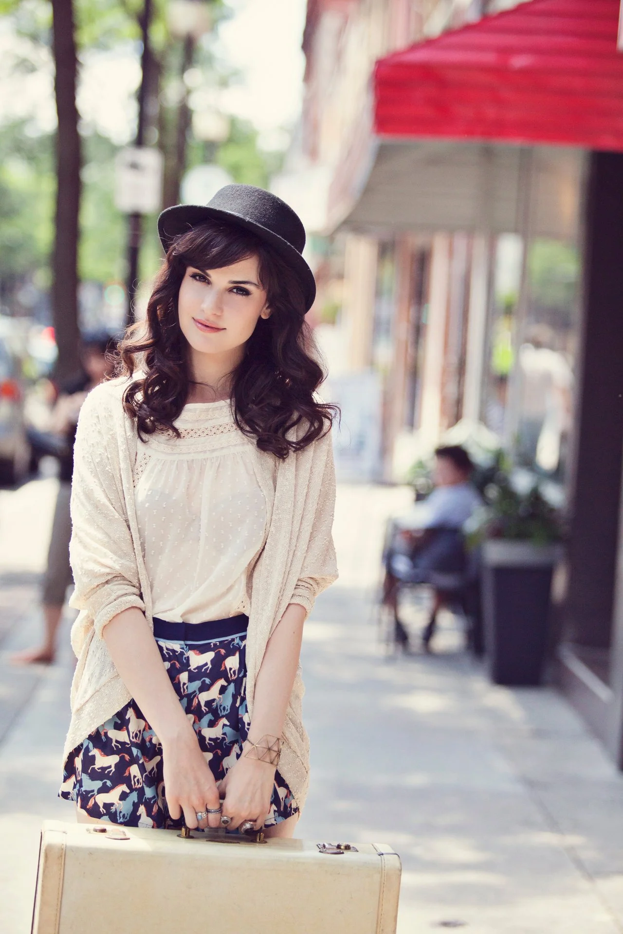 lookbook online advertising makeup and hair