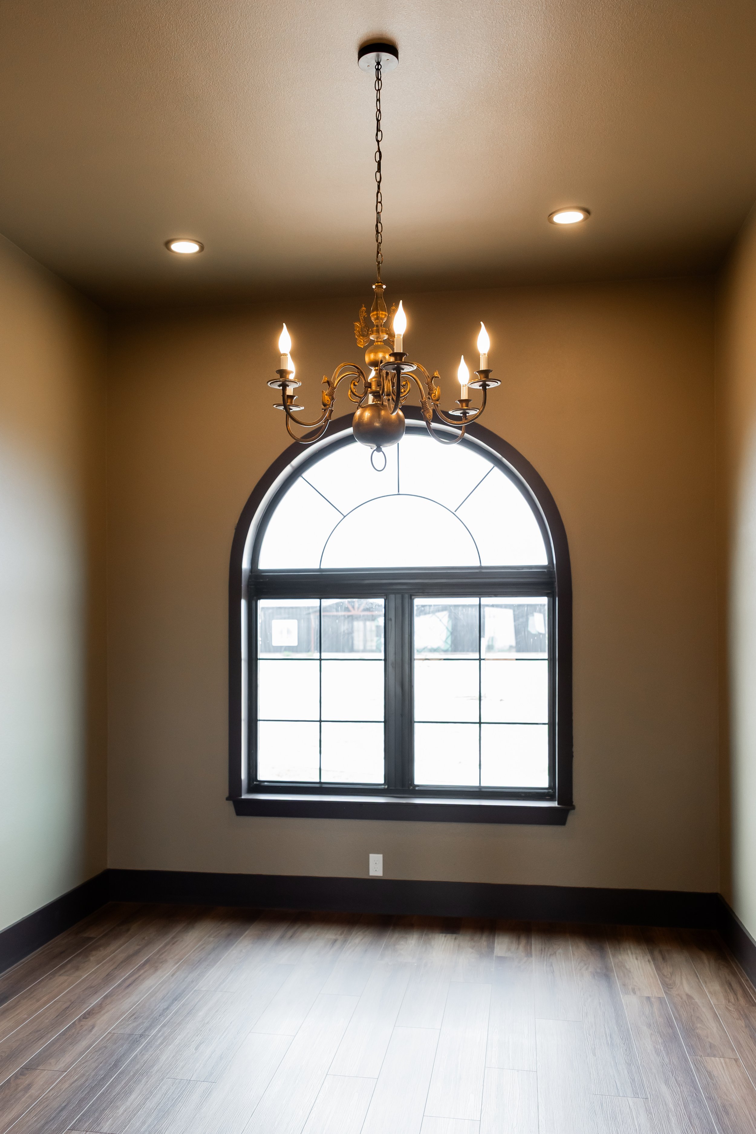 6915WilsonCreekLane_0040.jpg