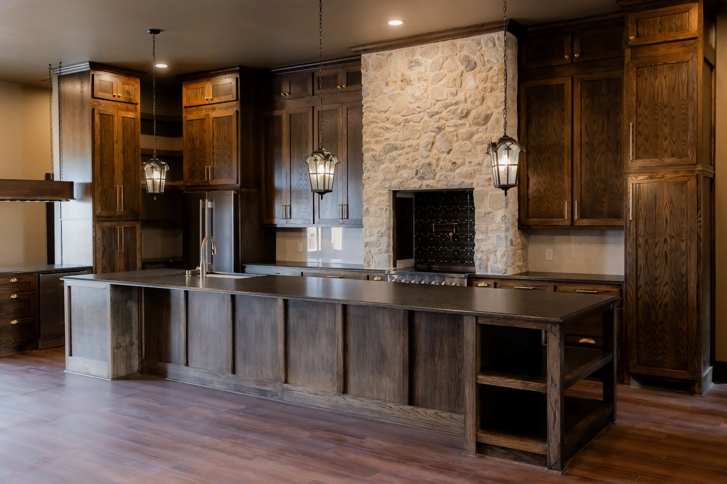 6915WilsonCreekLane_0112.jpg