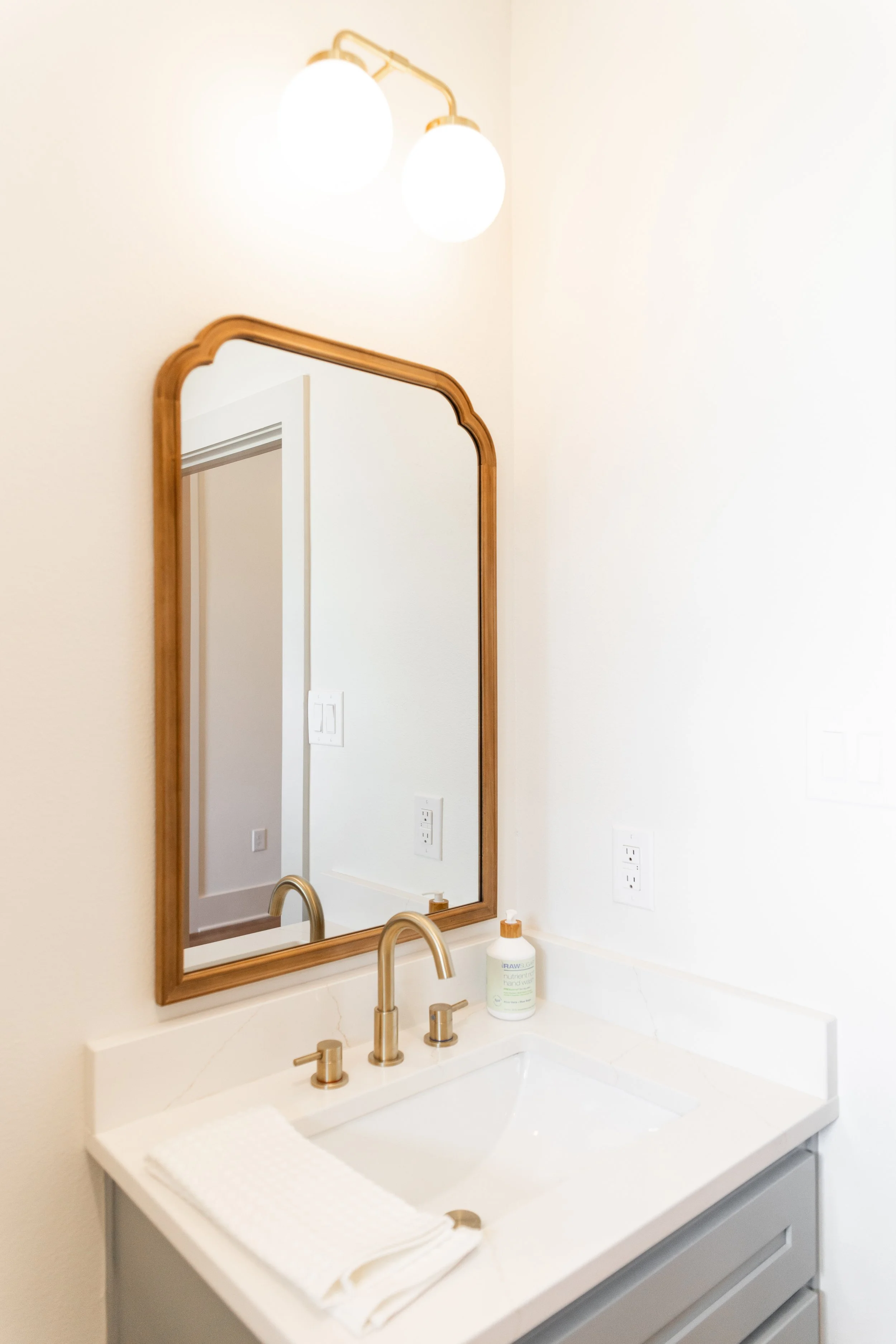 4421Ridgely_0164.jpg
