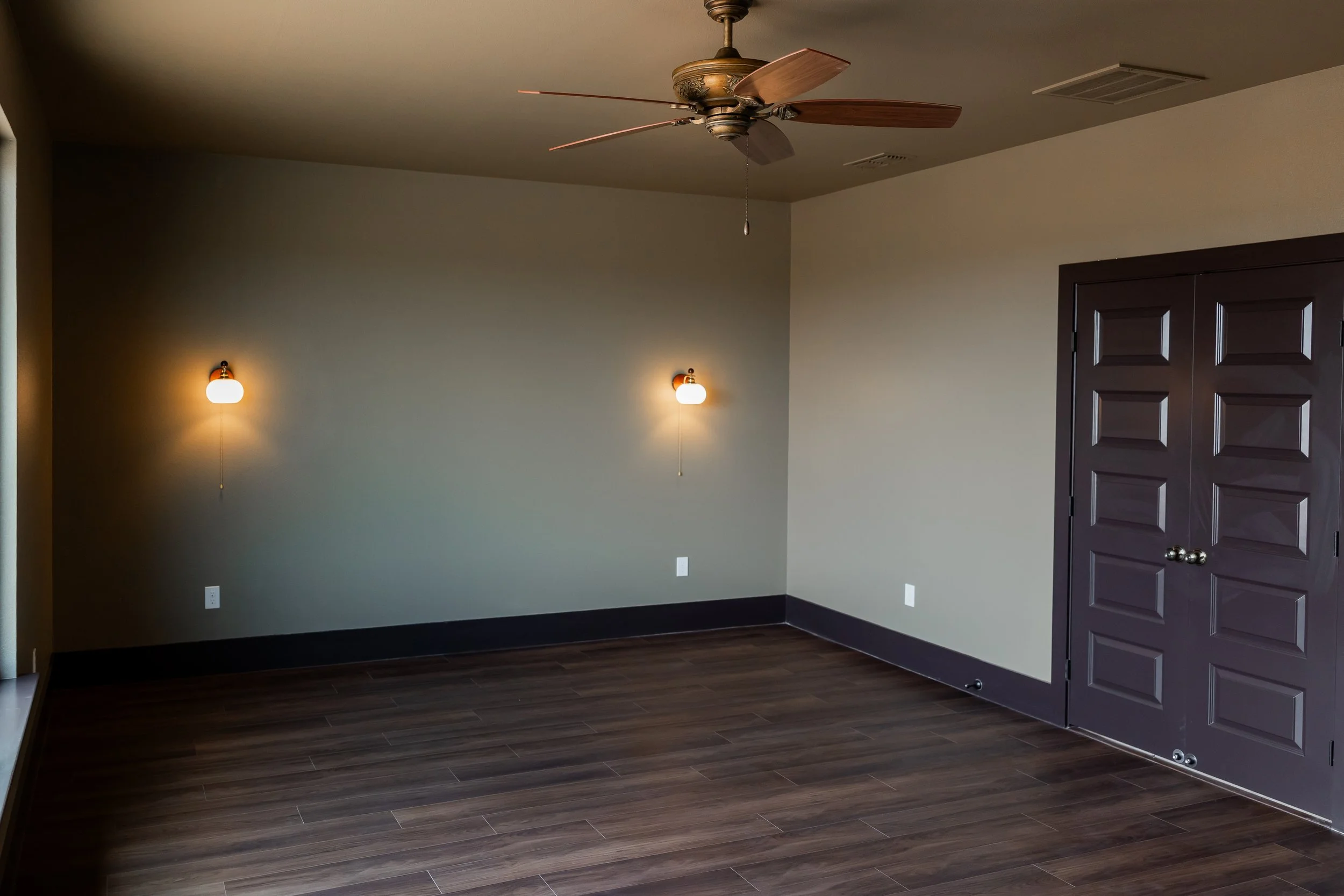6915WilsonCreekLane_0063.jpg