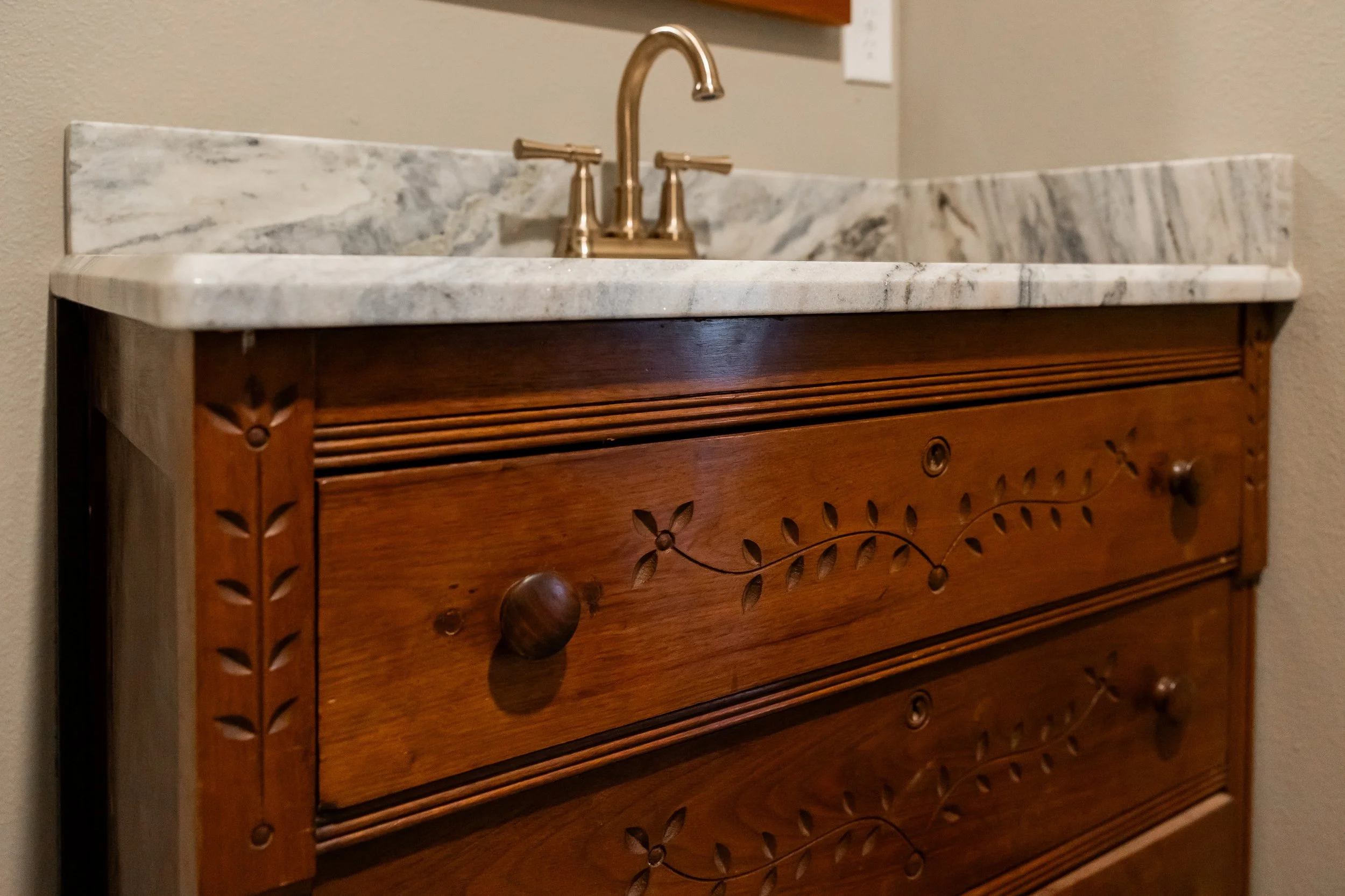 6915WilsonCreekLane_0044.jpg