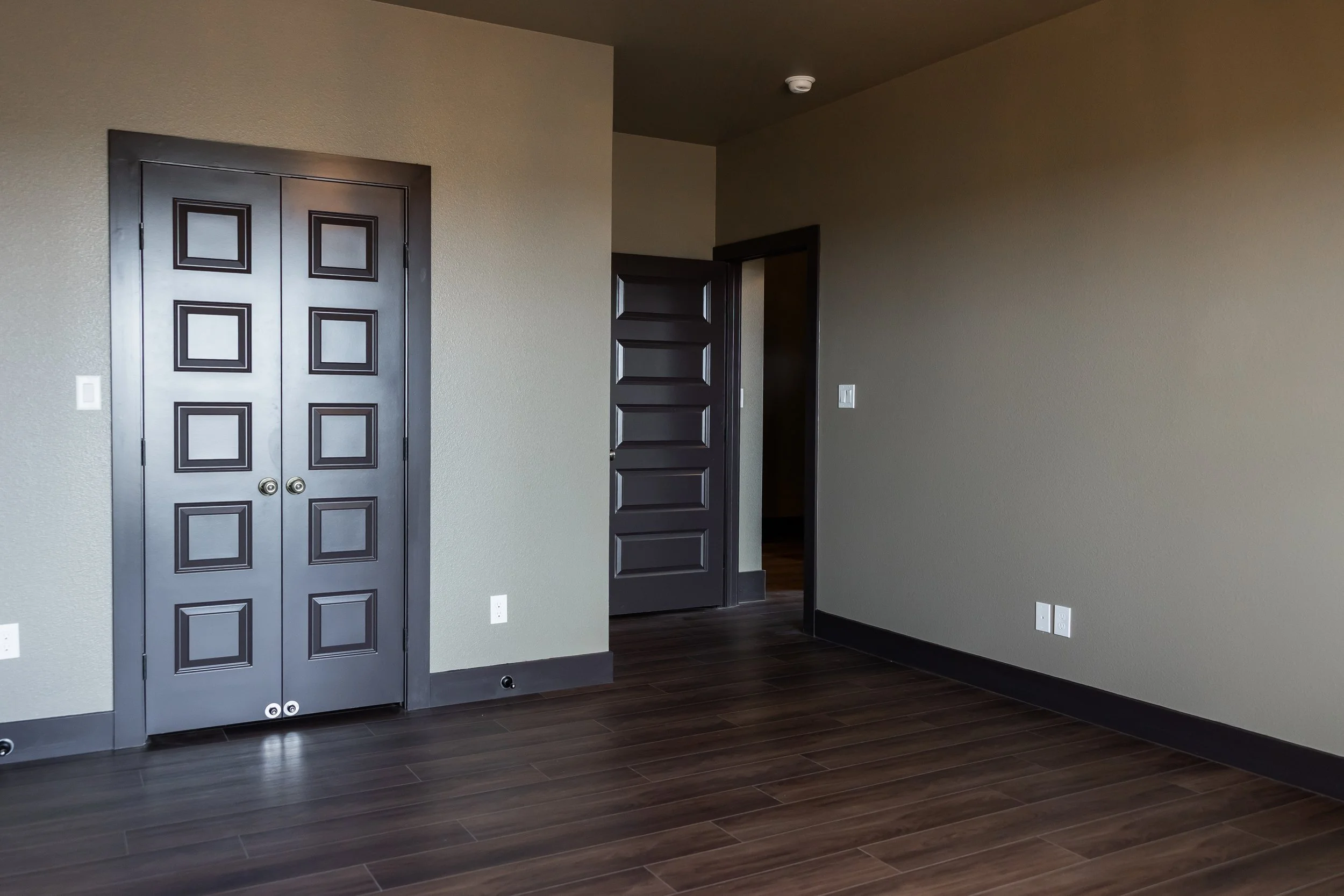6915WilsonCreekLane_0032.jpg