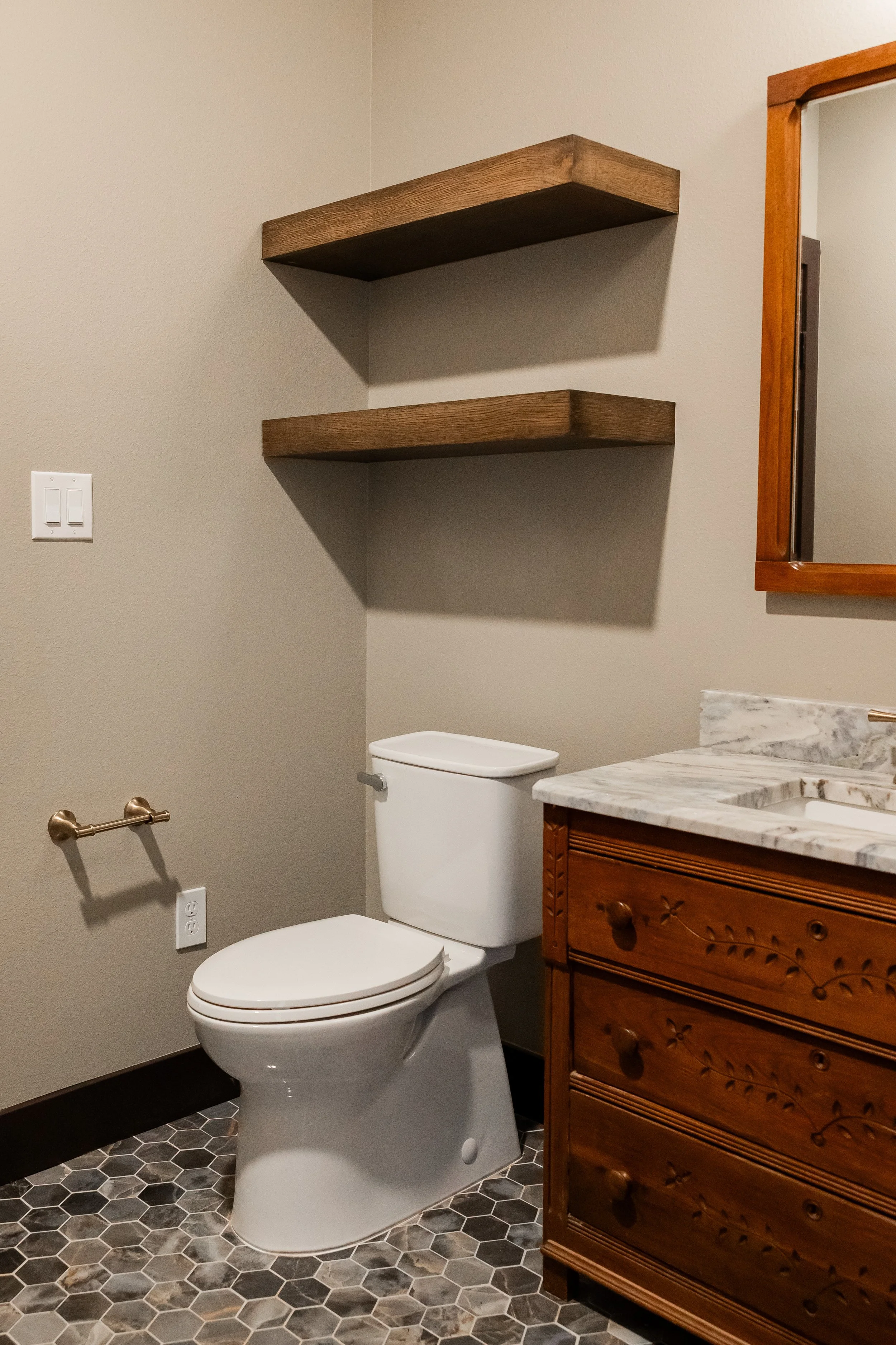 6915WilsonCreekLane_0042.jpg