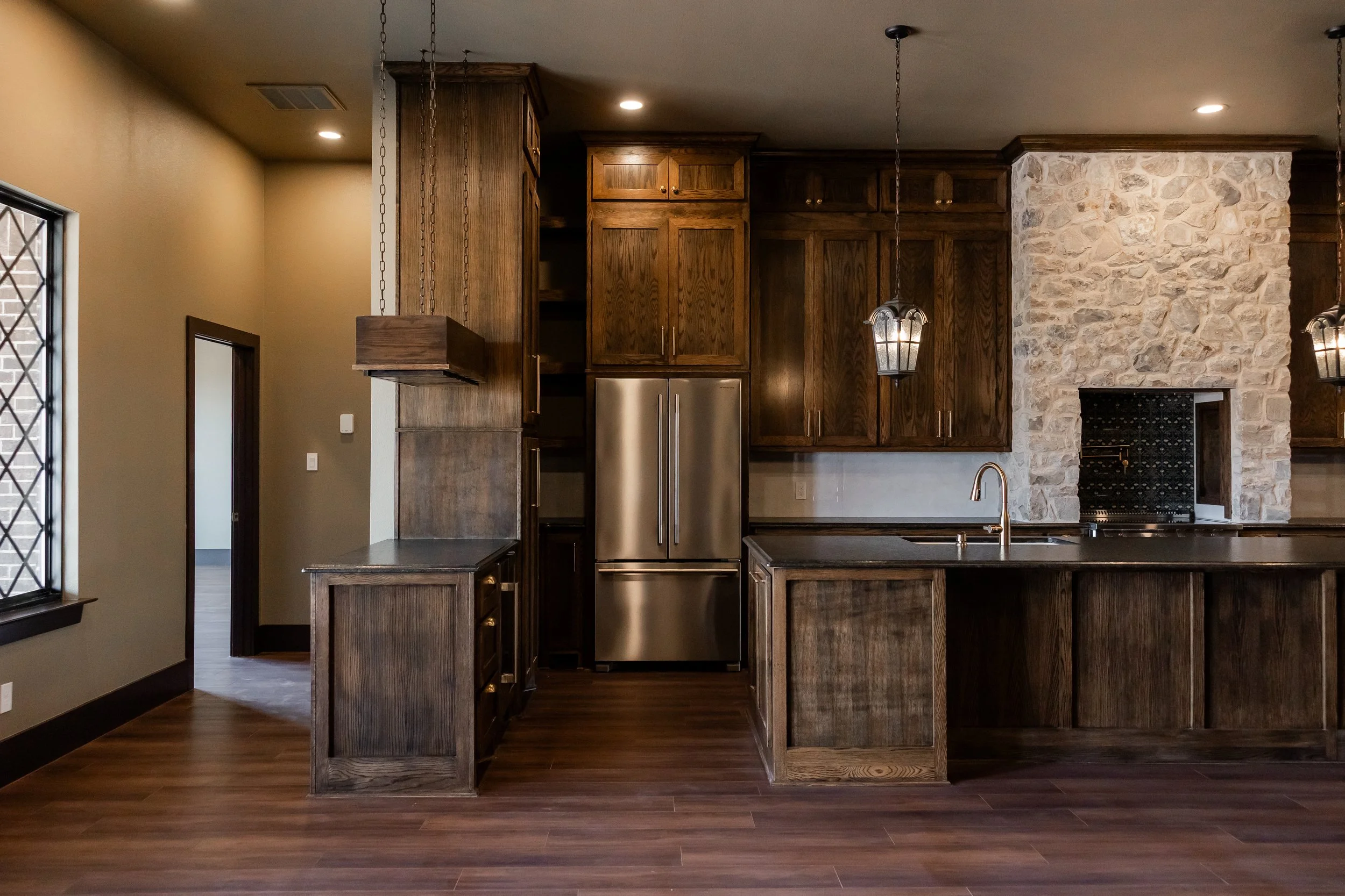 6915WilsonCreekLane_0104.jpg
