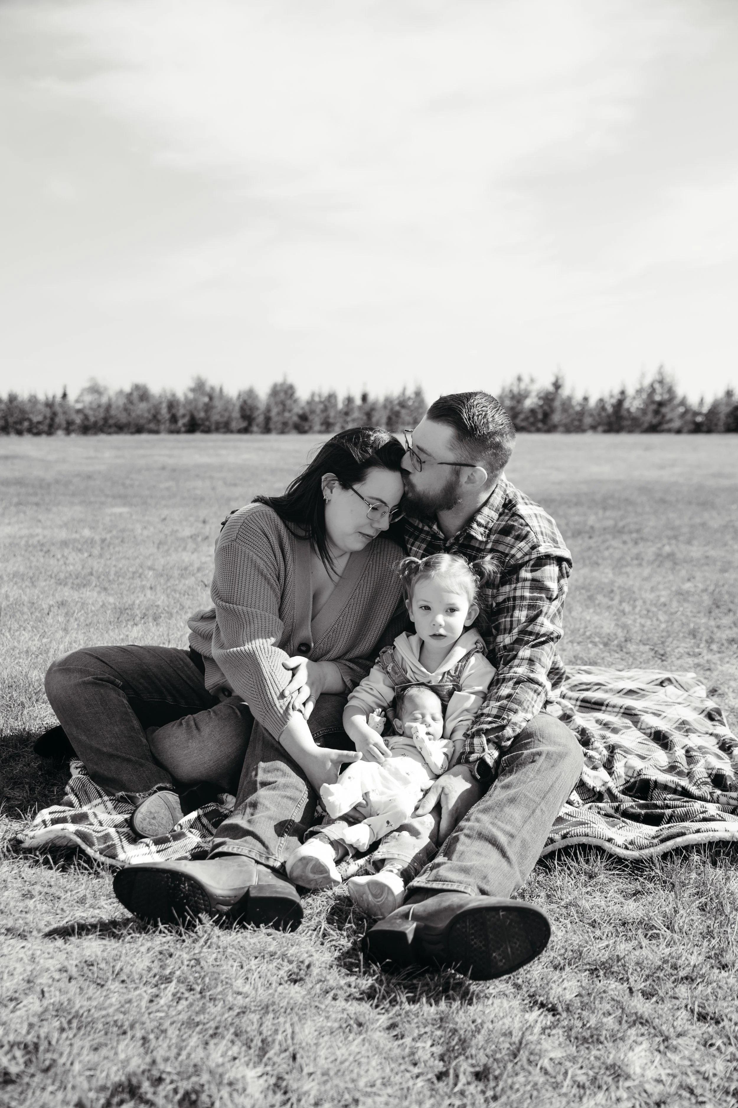 EdmontonFamilyPhotographer2025-18.jpg