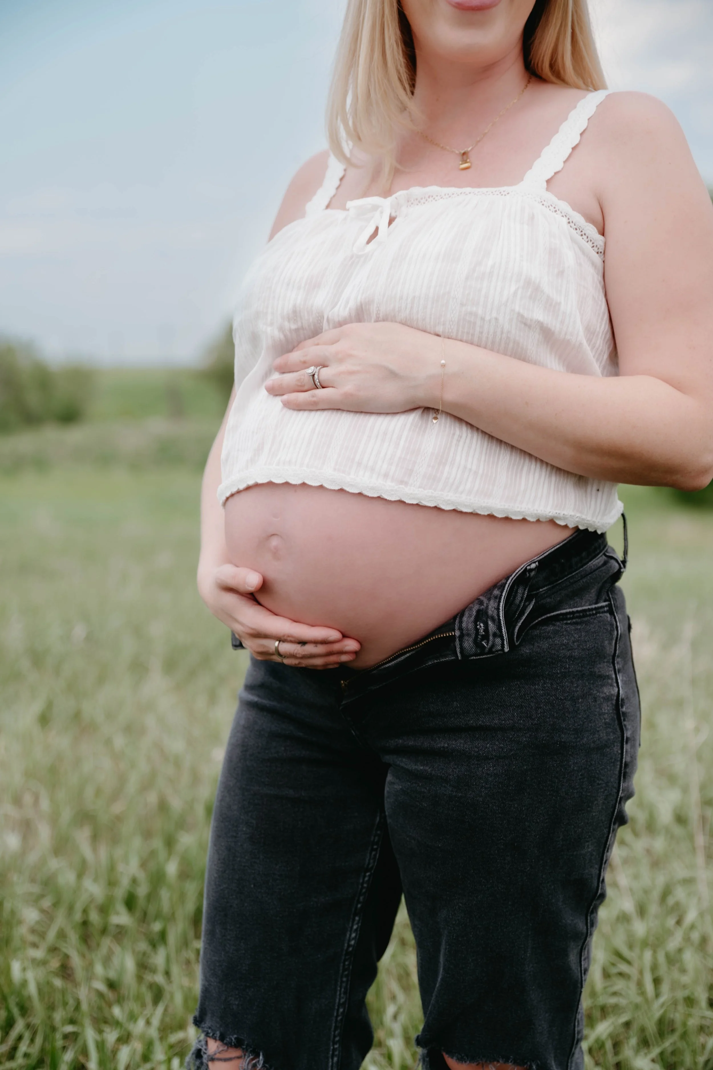 JoleneMaternityEdmontonPhotographer - 0027.JPG