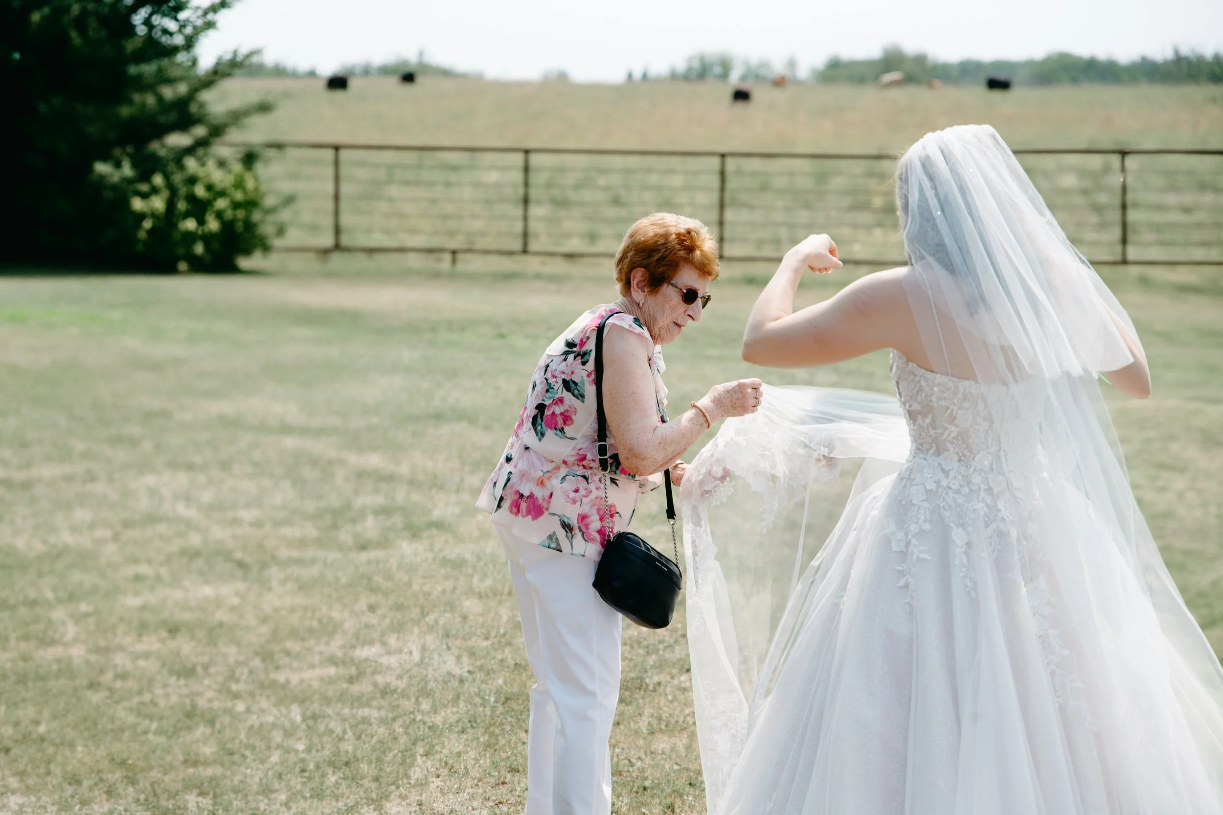 EdmontonWeddingPhotographyAB-108.jpg