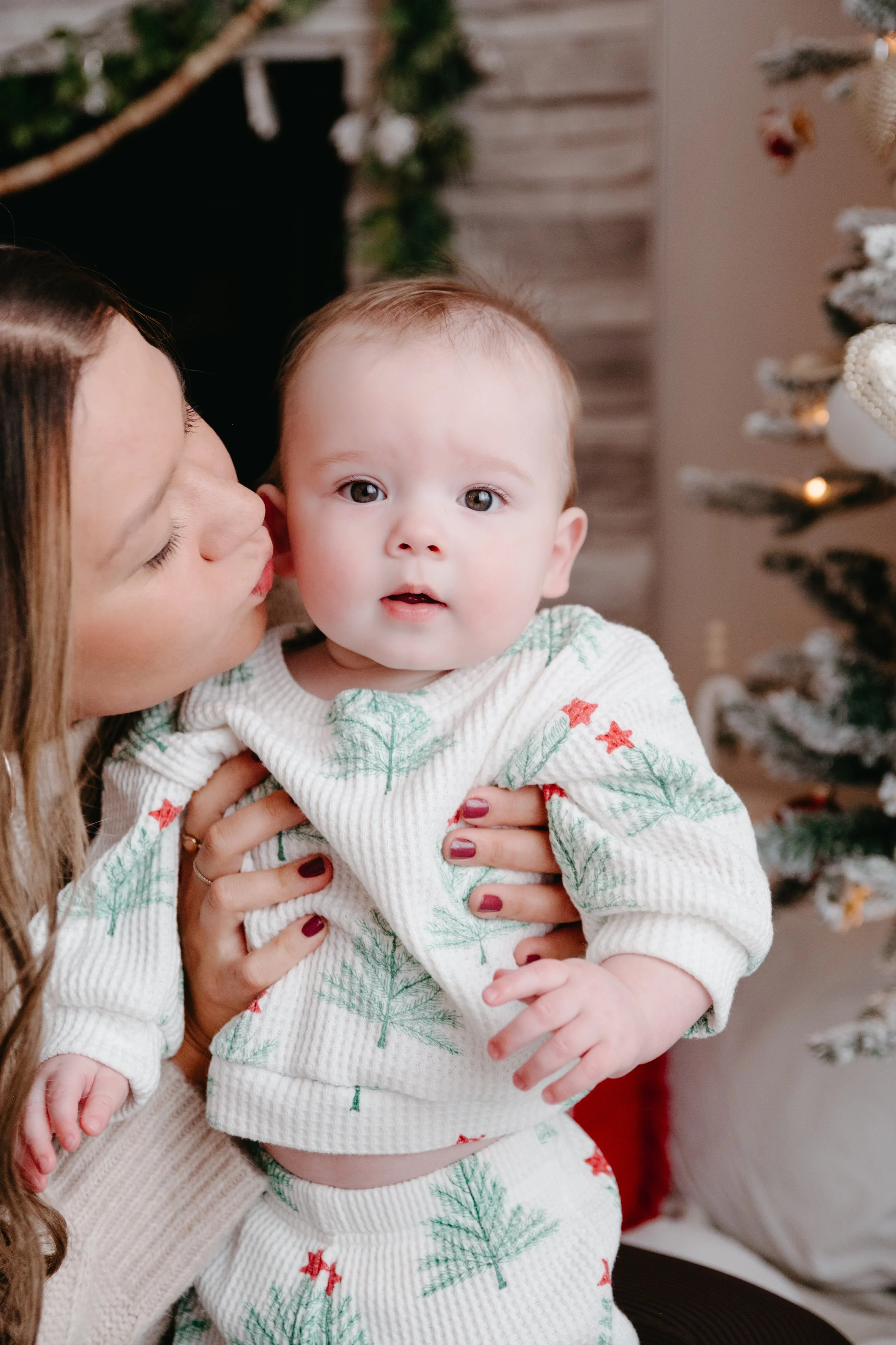 EdmontonFamilyChristmasKuglers-112.jpg