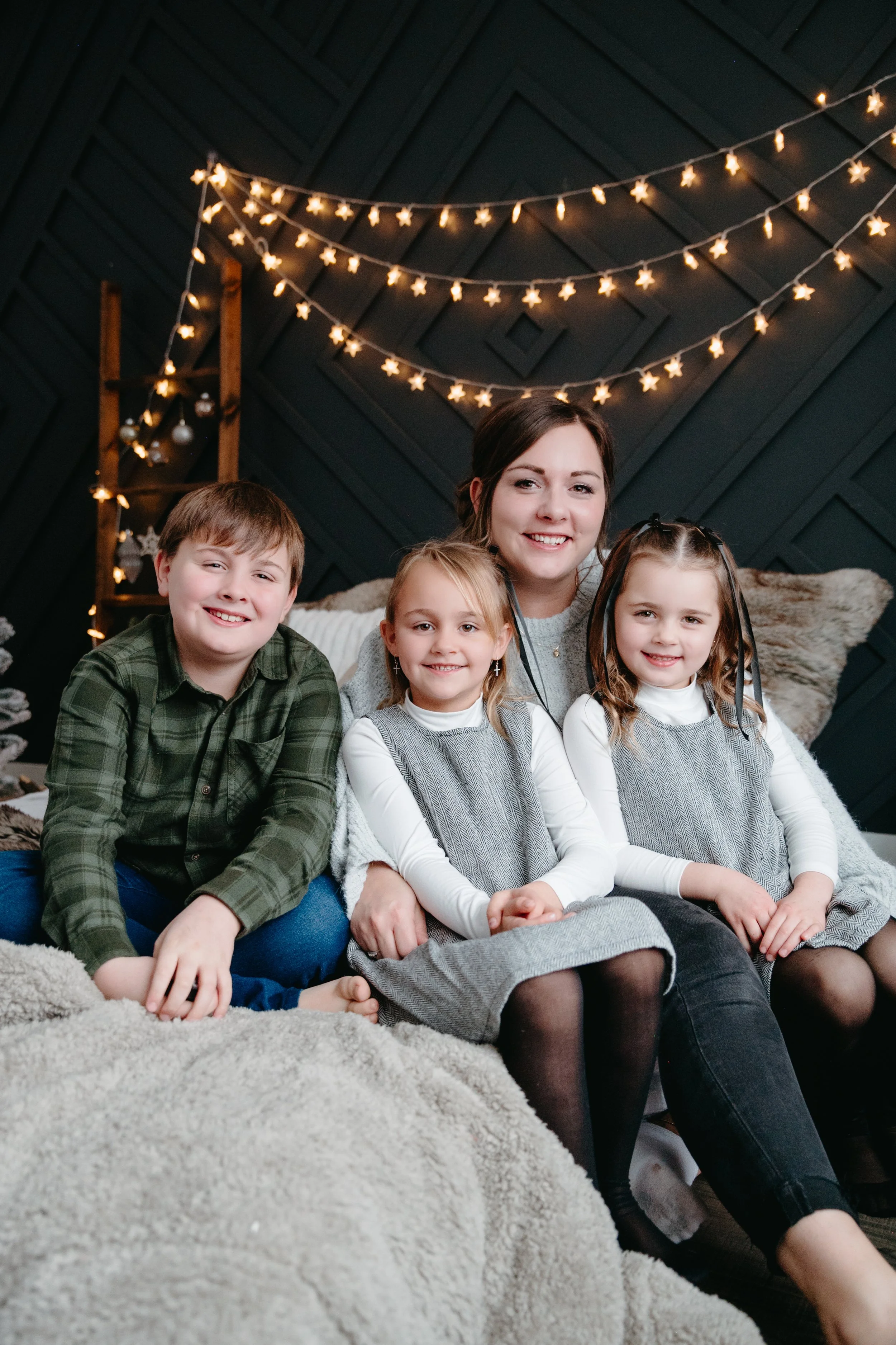 EdmontonFamilyChristmasLyons-27.jpg
