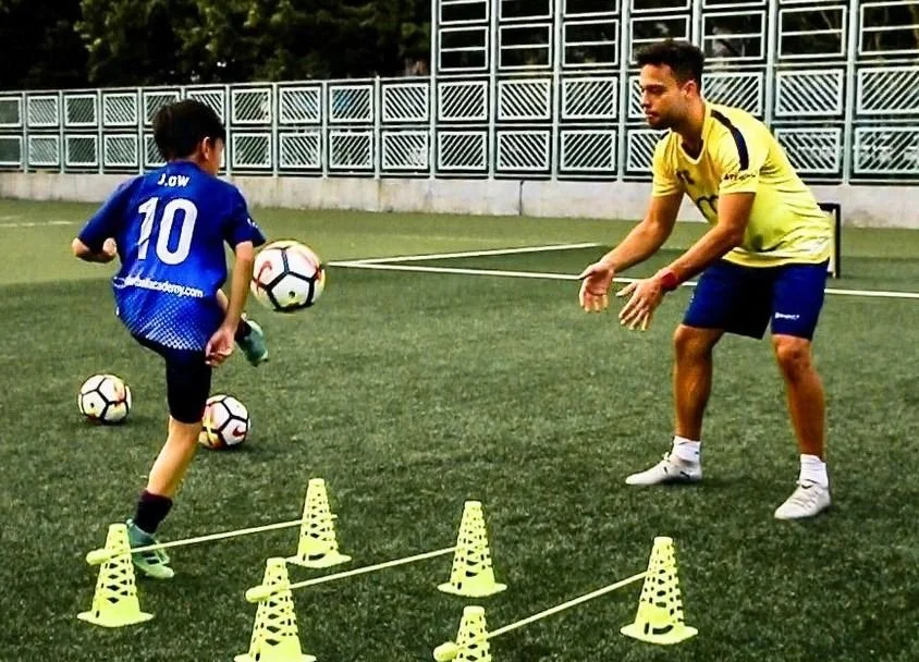 How 1:1 Football Coaching Can Help Players Reach Their Next Level