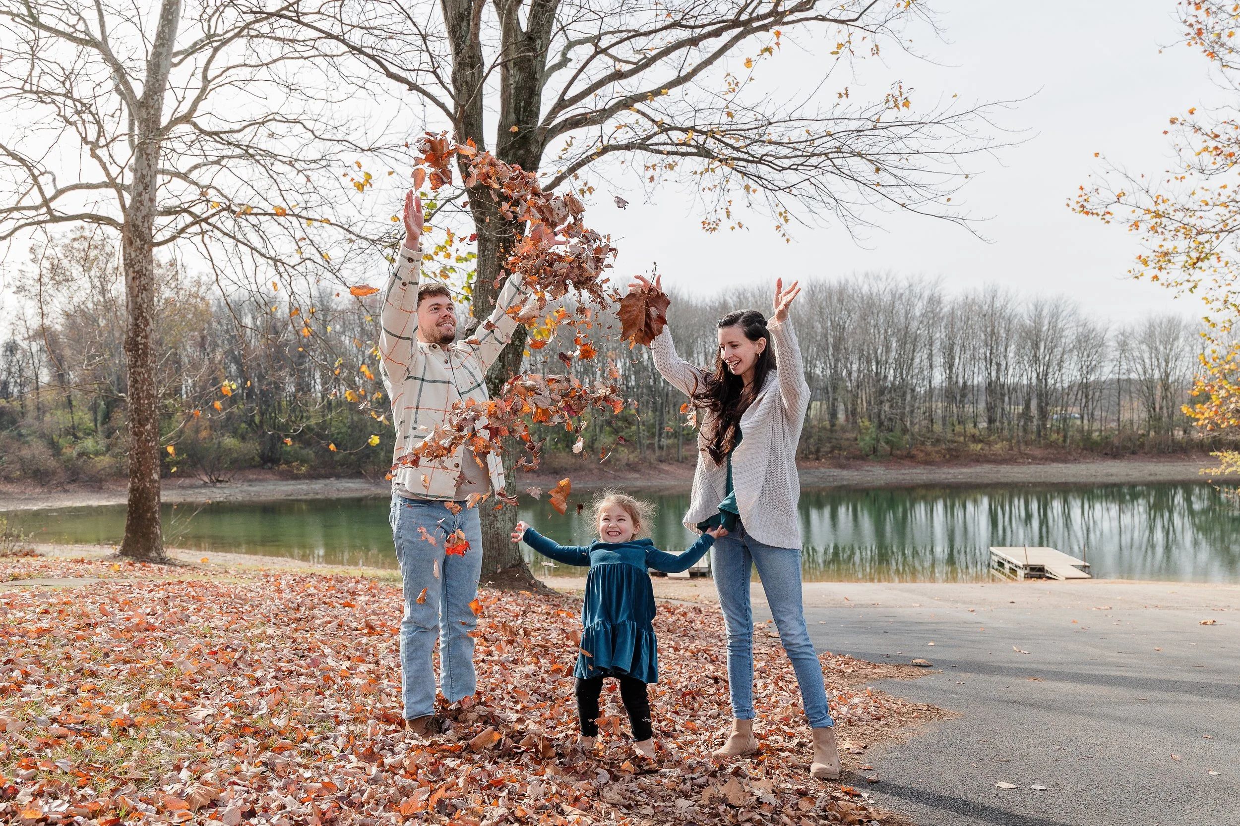Kroneberger Family Nov 2024 (70 of 76).jpg