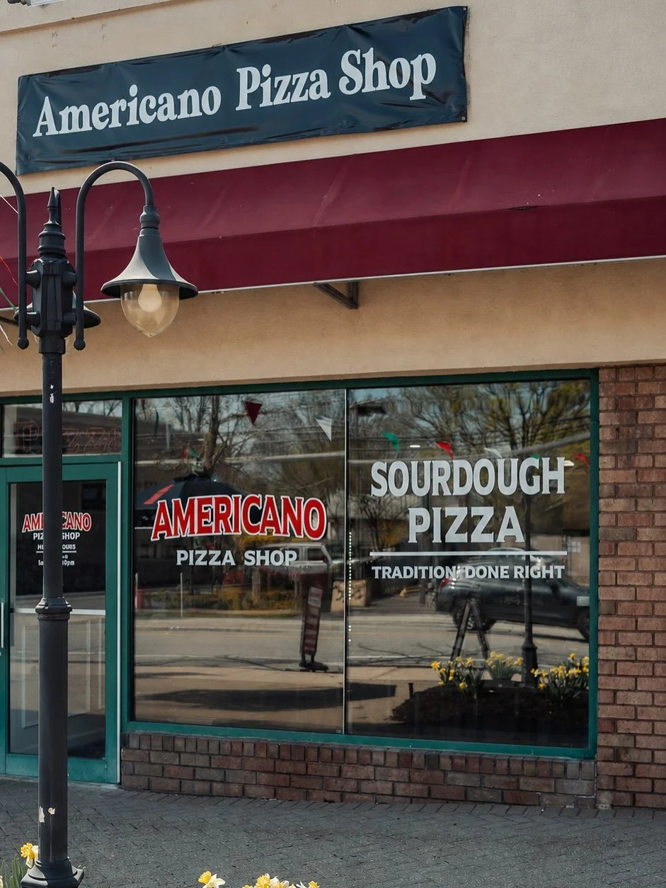 Walk in for the pizza. Stay for everything behind it. 🍕

Sourdough dough proofing in the back, slices hitting the counter up front, and a space built around doing things right. 

📍43 Berry Hill Rd, Syosset, NY #AmericanoPizzaShop

#syossetny #longi