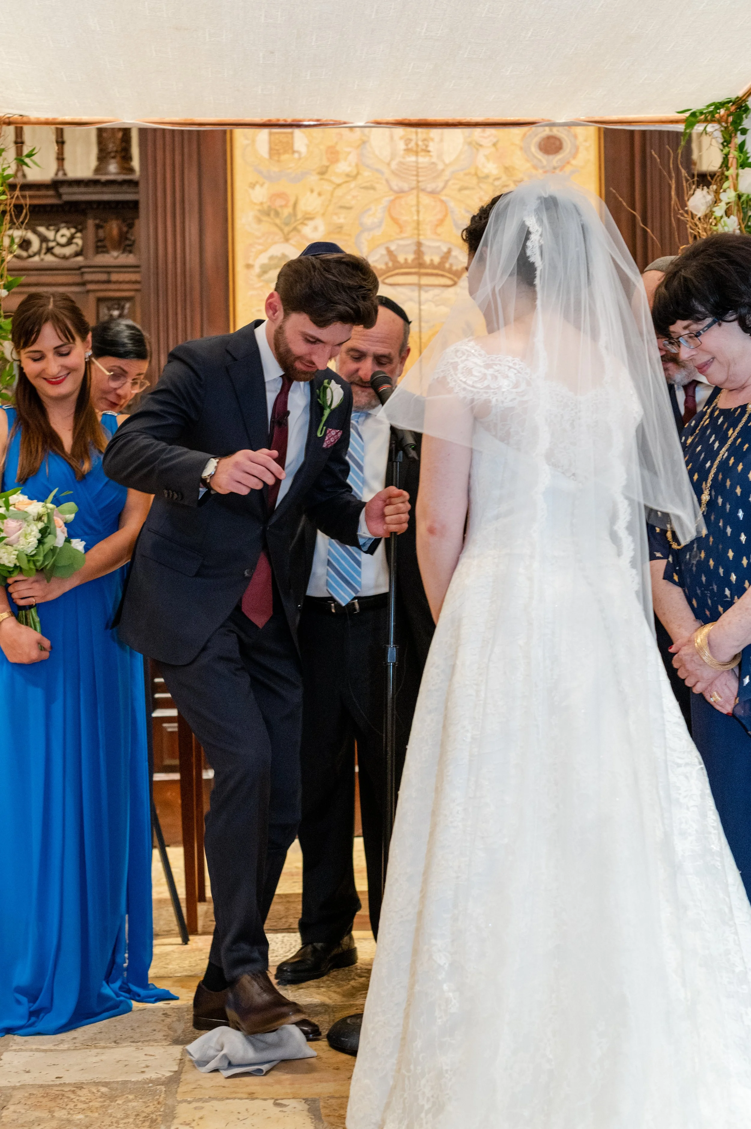 Bedford Corners NY Temple Shaaray Tefila Wedding.JPG