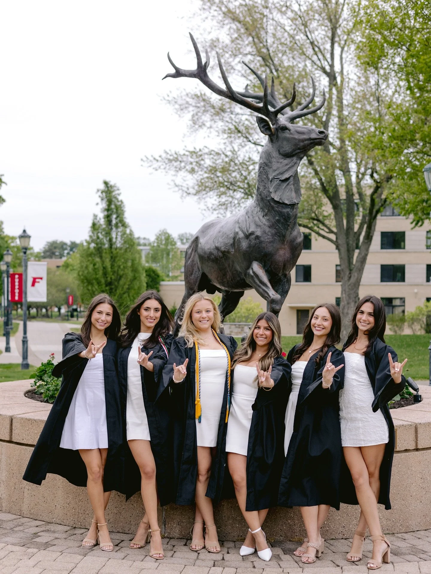 Still not over how good 2025 grad season was and my 2026 bookings are already off to an even better start. 🥂✨ So grateful to everyone who keeps referring me year and year 😭❤️ Can&rsquo;t wait to do it all again. 🎉
#fairfieldu #fairfielduniversity 