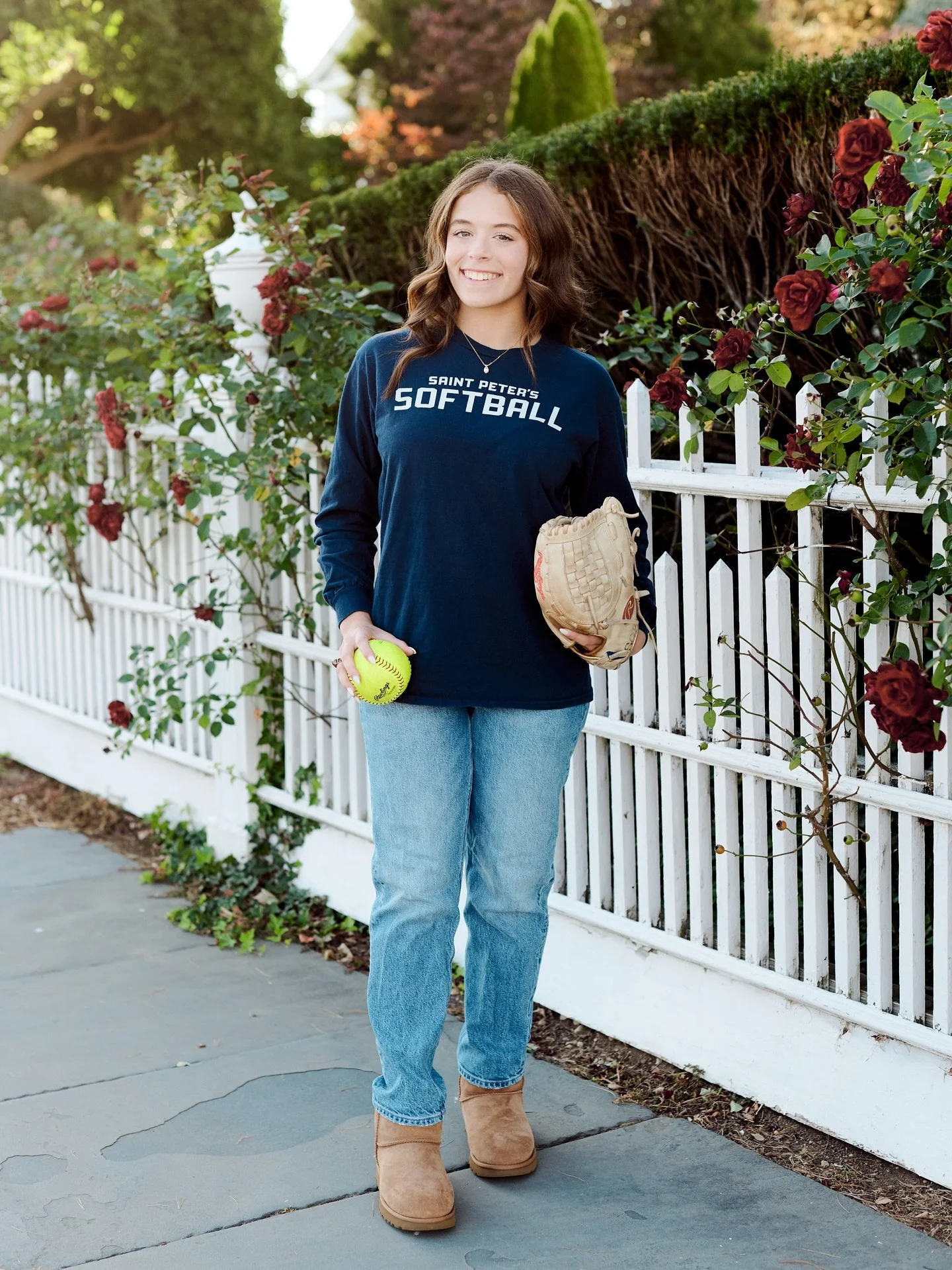 Is there anything better than golden-hour grad pics + a girl who can hit homers? 😉 Spoiler: the answer is no 😌✨🎓🥎🍾 Here are some of her high school grad photos we took in Southport 💛🌅 #graduationphotoshoot #southportct #highschoolsenior